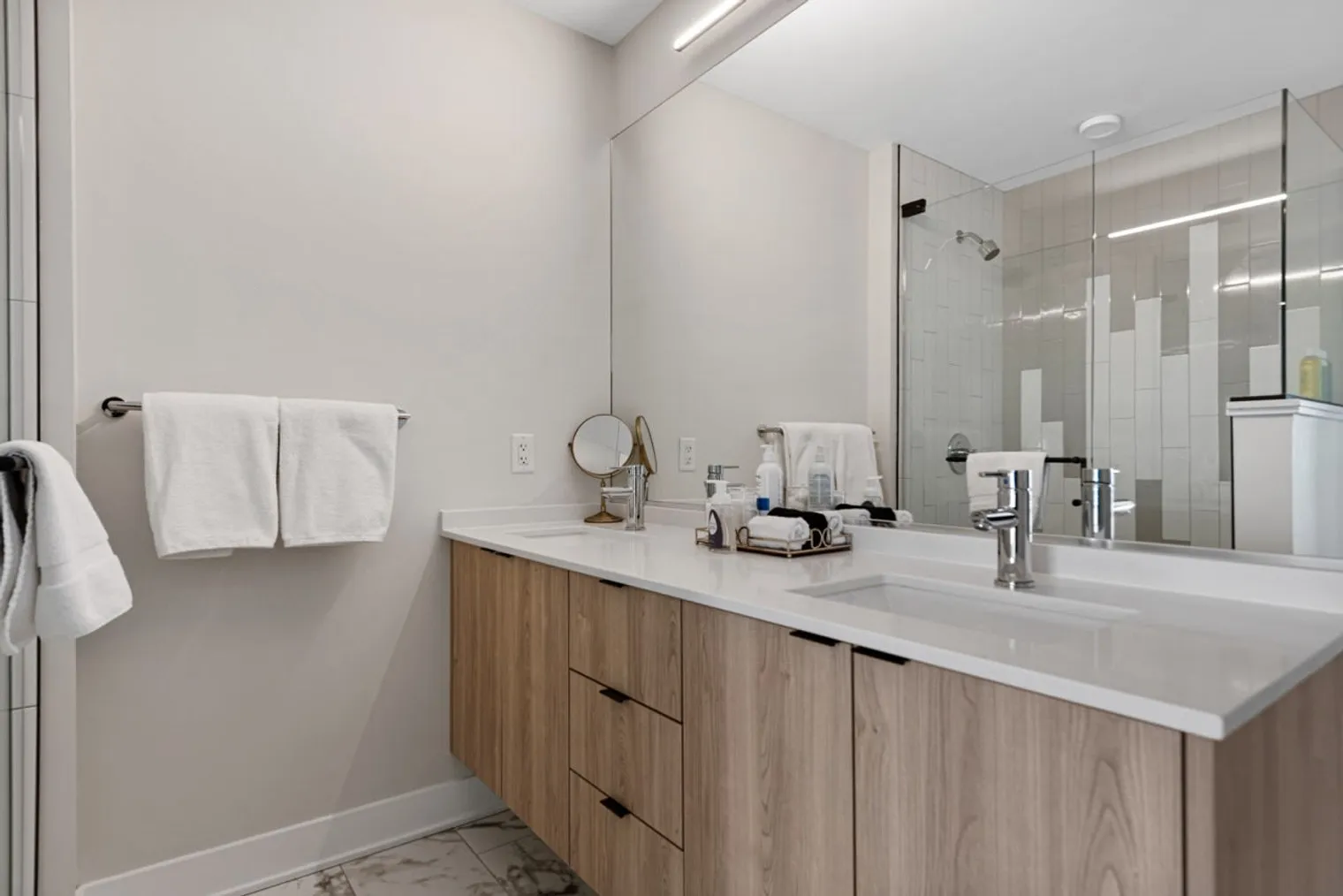 1128 W Van Buren St   60607 60607-Building West Van Buren Street - cloud9-guesty-unit#ID1029580P-Chicago-IL