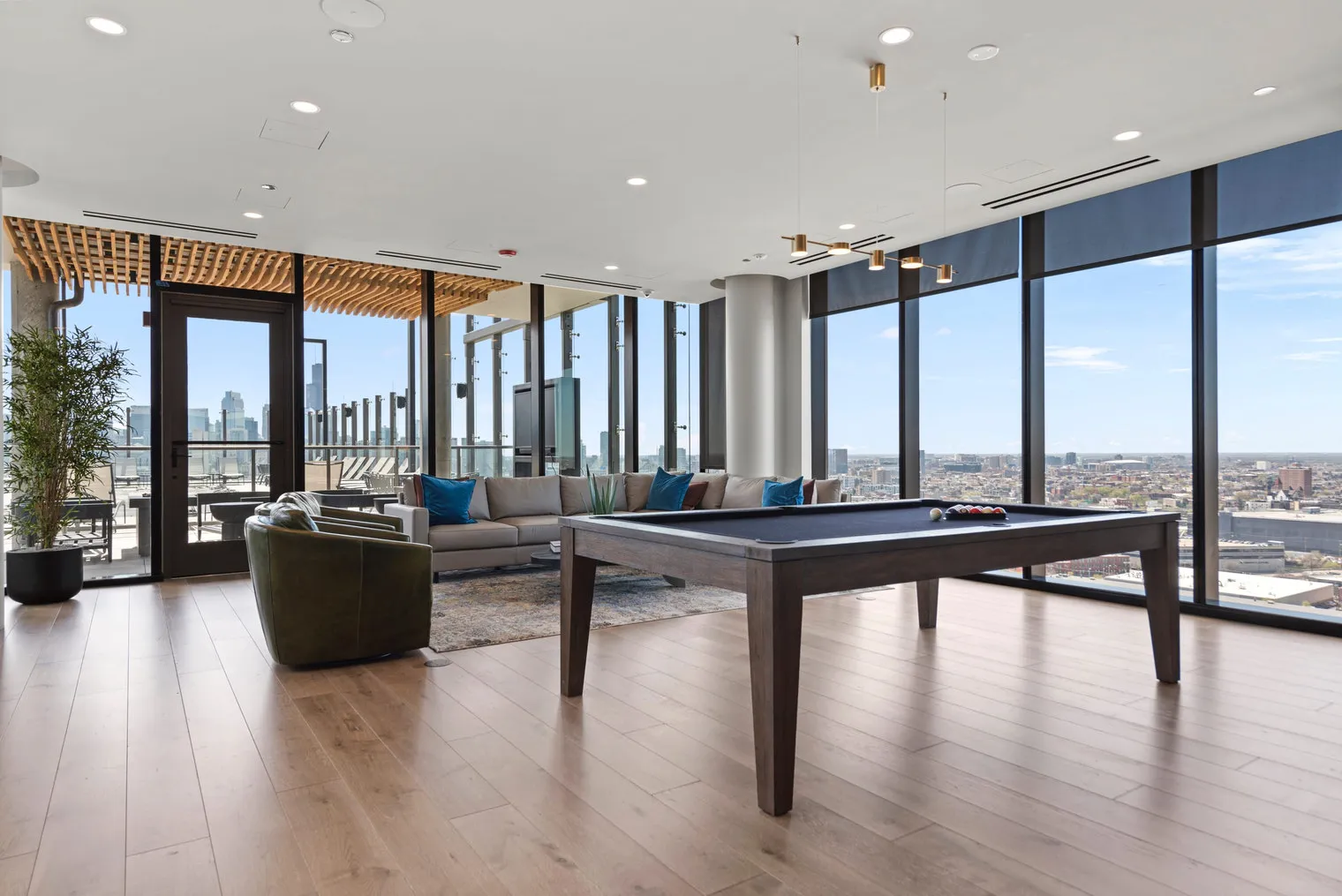 901 W Blackhawk St   60642 60642-Building North Kingsbury Street - cloud9-guesty-unit#ID1029653P-Chicago-IL