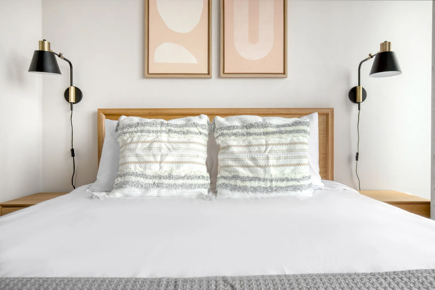 450 W Belmont Ave   60657 60657-Four50-unit#ID718-Chicago-IL