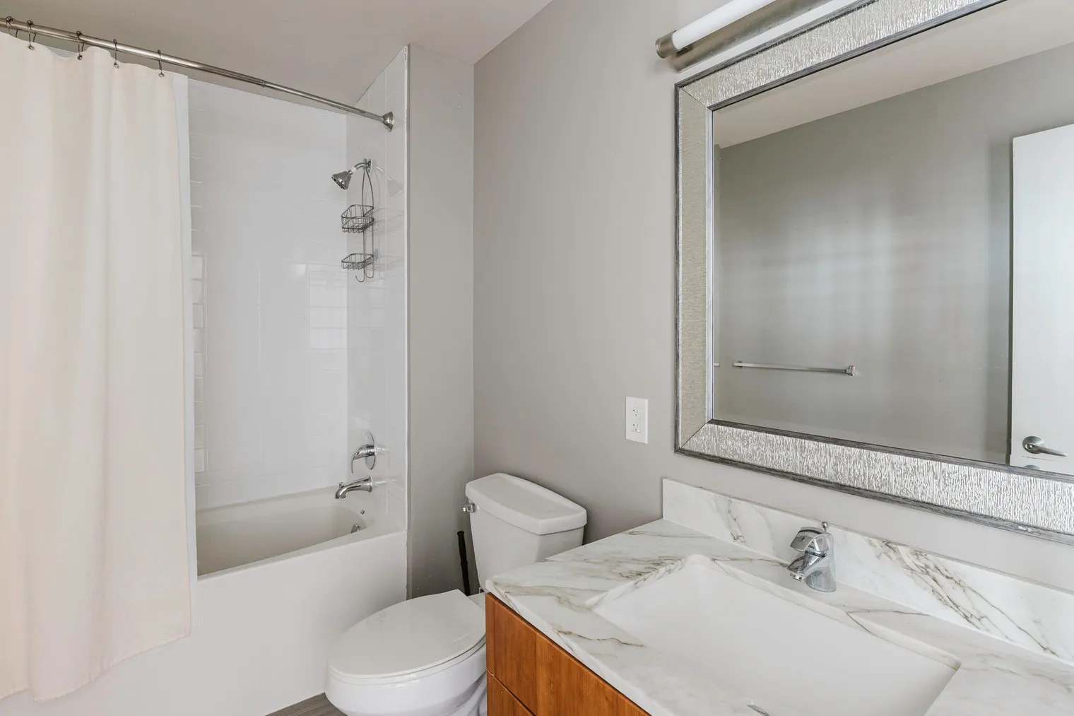 505 N State St   60654 60654-State & Grand-unit#ID1094-Chicago-IL