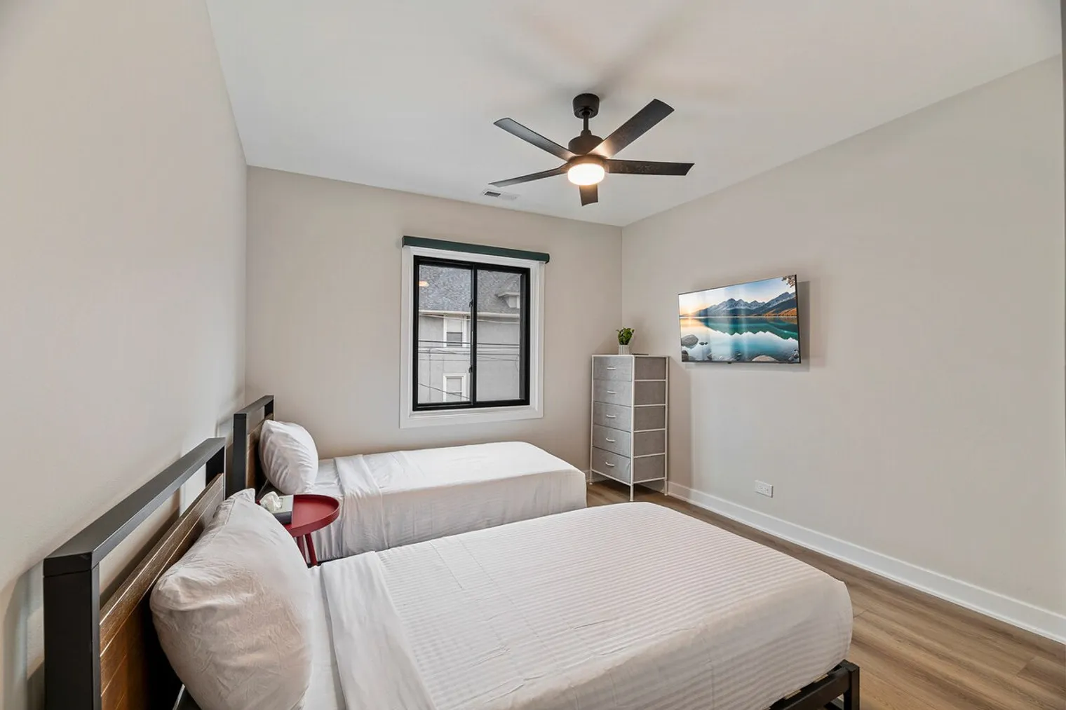 2342 W Touhy Ave   60645 60645-Building West Touhy Avenue - schneidergroup-unit#ID1054668P-Chicago-IL