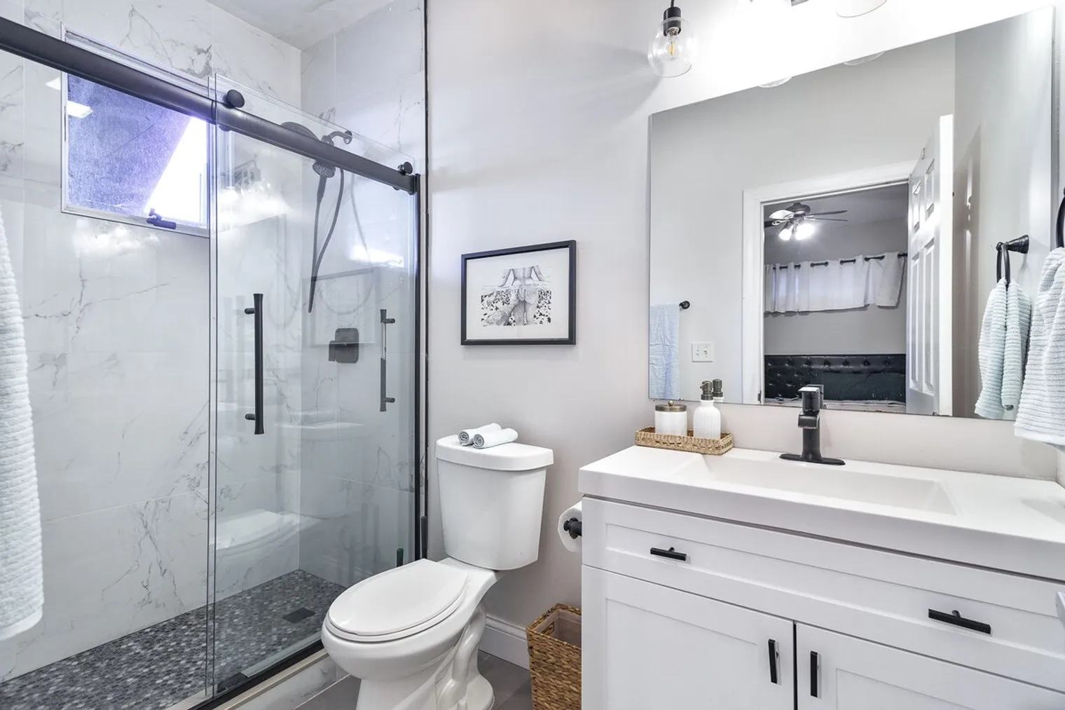 2238 W Barry Ave 60618 60618-Building West Barry Avenue - ktg-unit#ID1359764P-Chicago-IL