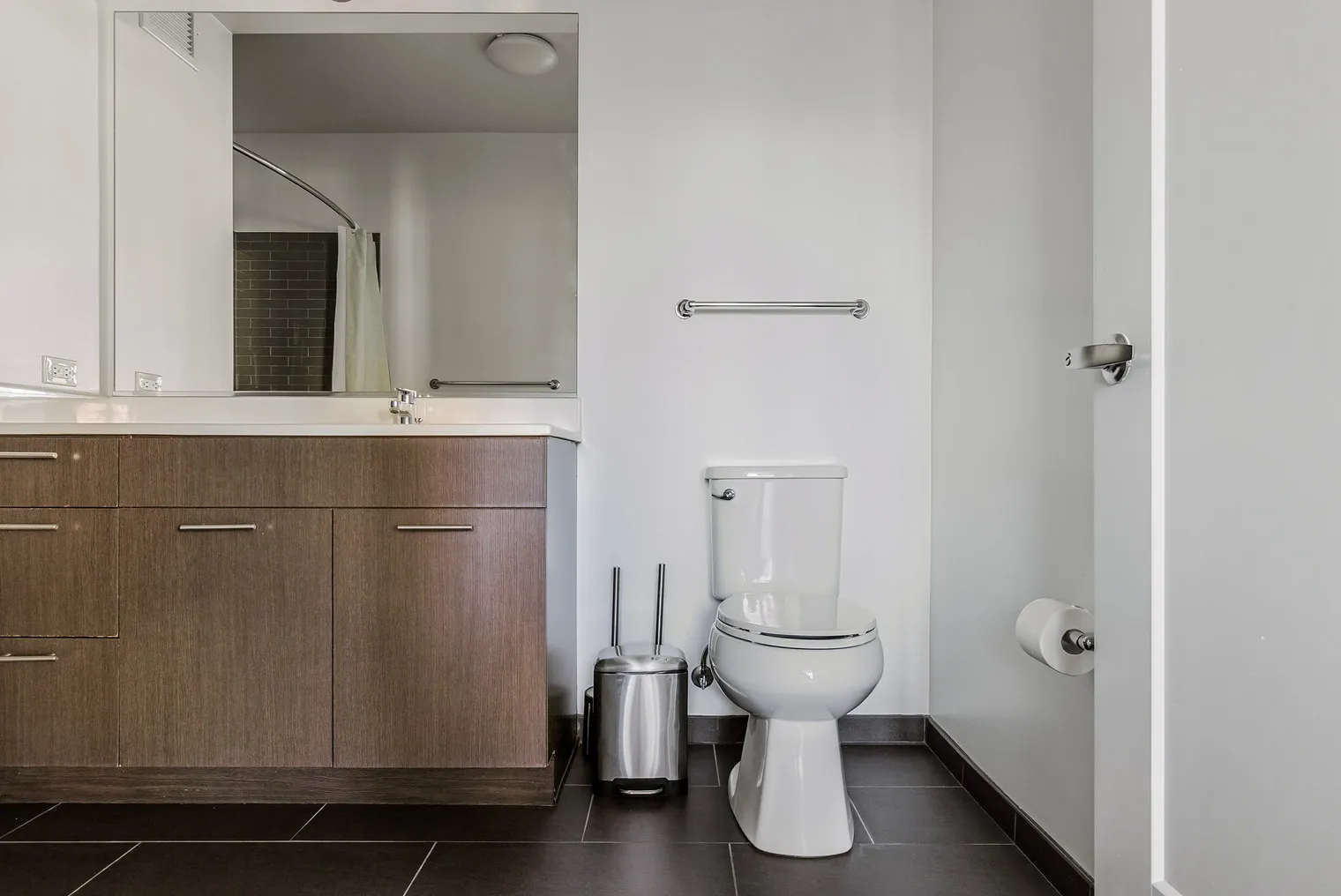 637 N Wells St   60654 60654-Gallery on Wells-unit#ID1194-Chicago-IL
