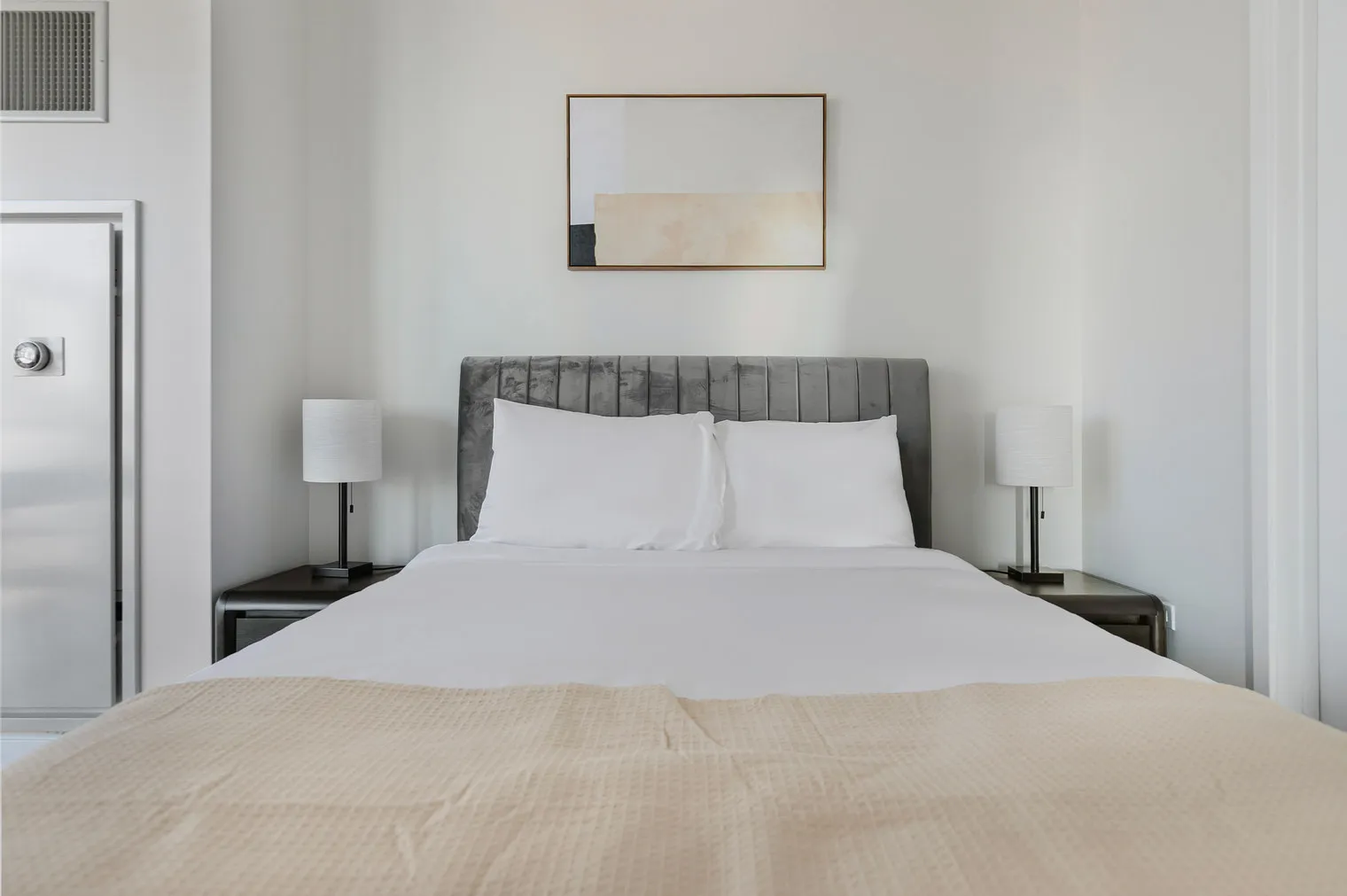 730 W Couch Pl   60661 60661-The Parker-unit#ID1367-Chicago-IL