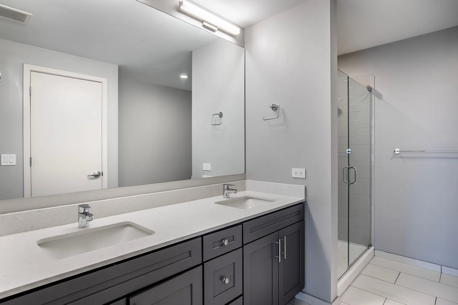 450 W Belmont Ave   60657 60657-Four50-unit#ID985-Chicago-IL