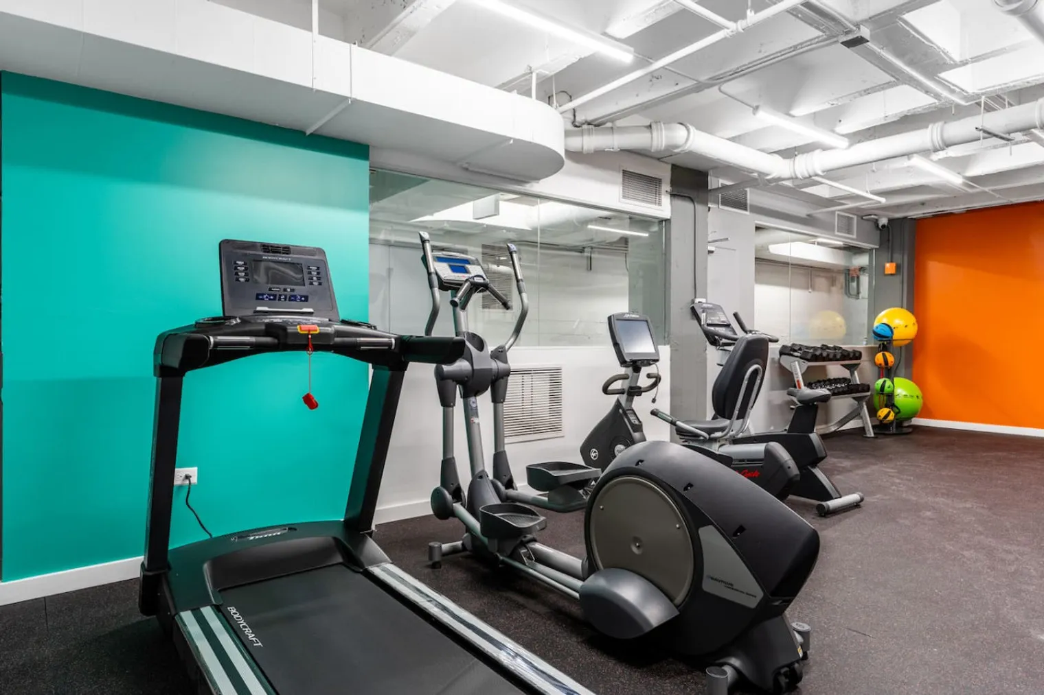 1049 W Lawrence Ave   60640 60640-Building West Lawrence Avenue - titboventuresllc-unit#ID1060825P-Chicago-IL