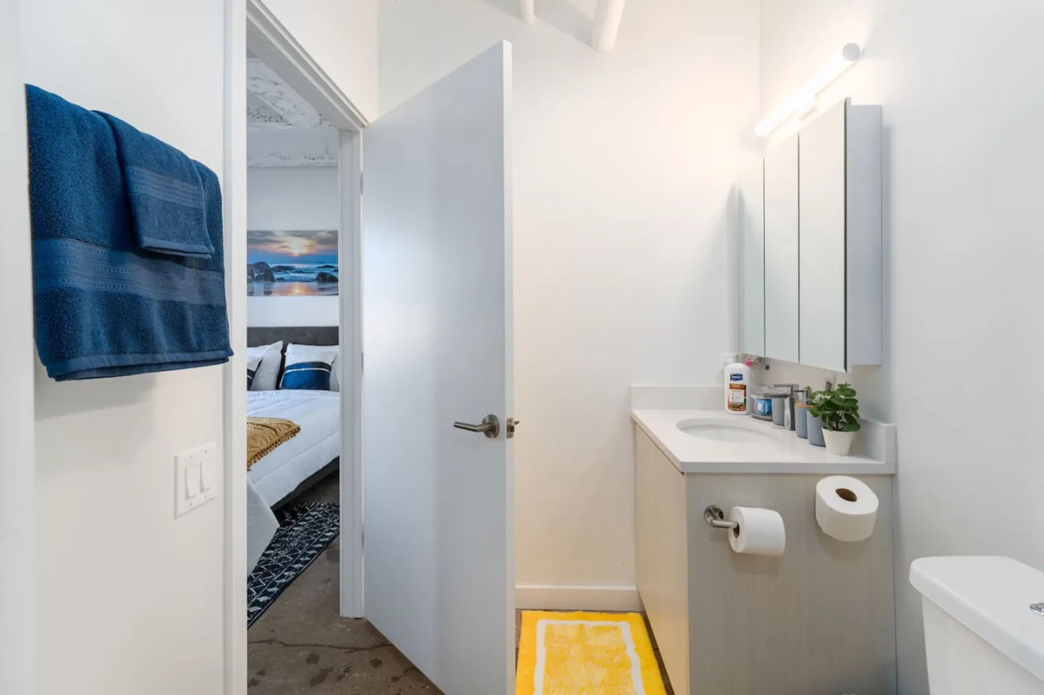 1049 W Lawrence Ave   60640 60640-Building West Lawrence Avenue - titboventuresllc-unit#ID1058522P-Chicago-IL