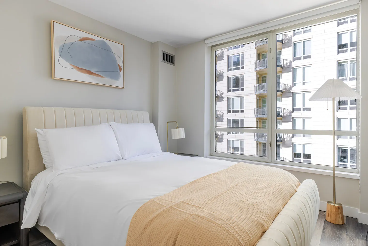 1 E Delaware Pl   60611 60611-One East Delaware-unit#ID1359-Chicago-IL