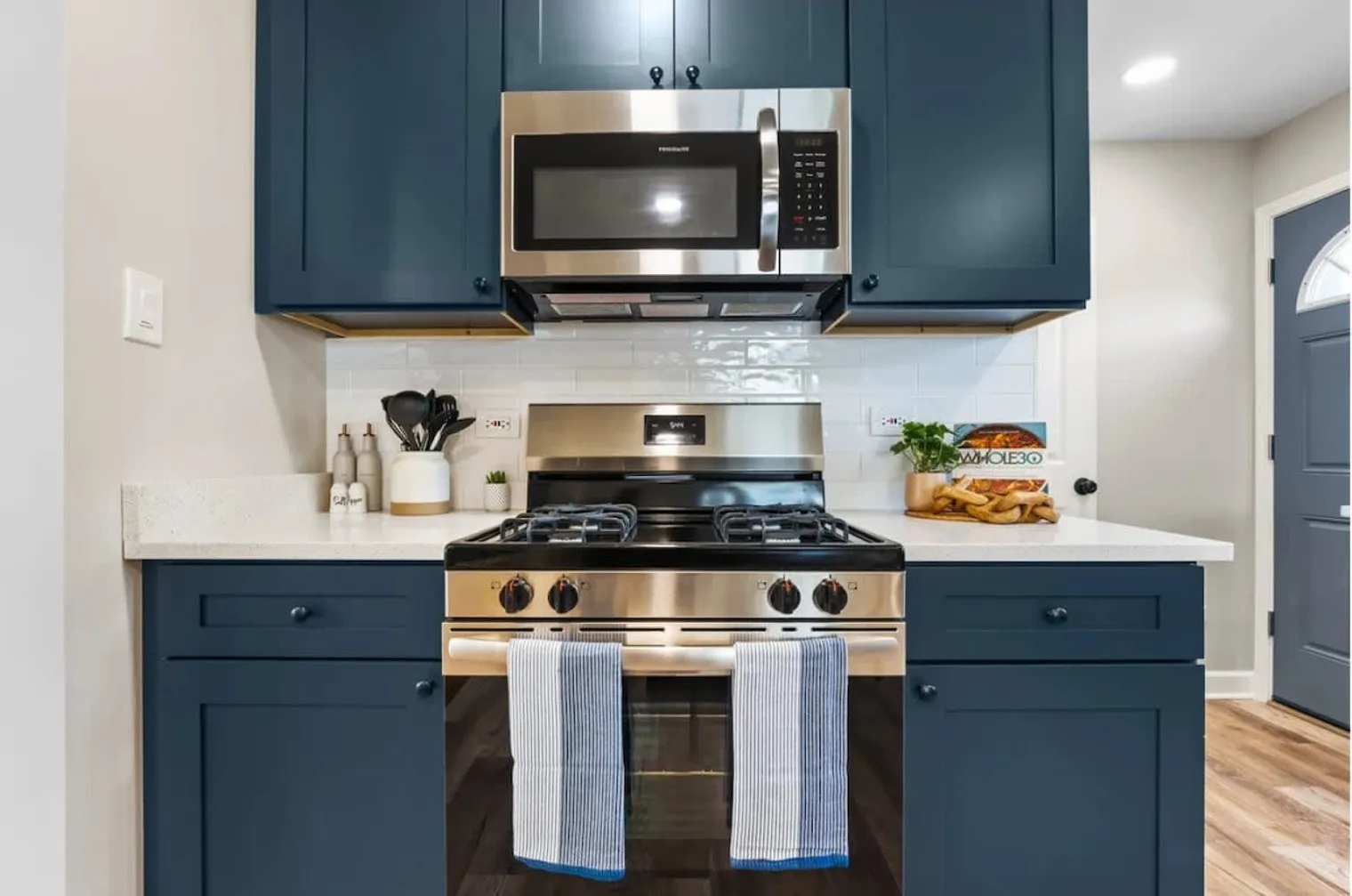 624 Norfolk Ave   60154 60154-Building Norfolk Avenue - legacycorporateproperties-unit#ID1237891P-Westchester-IL