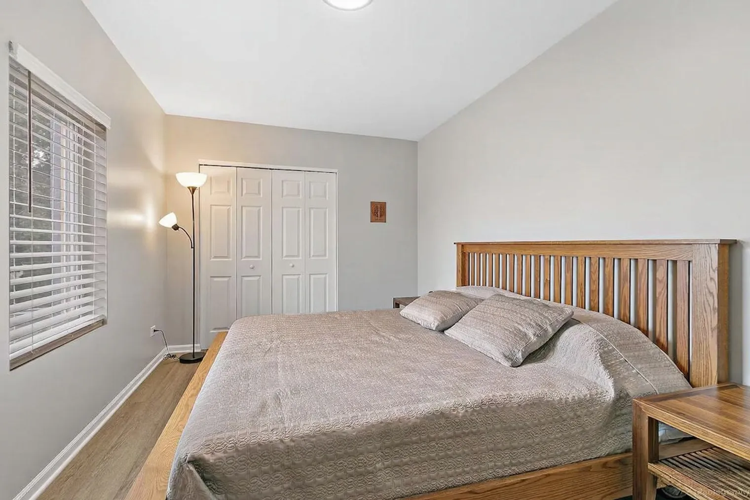 931 W Glen Flora Ave 60085 60085-Building West Glen Flora Avenue - greentown-investments-unit#ID1265541P-Waukegan-IL