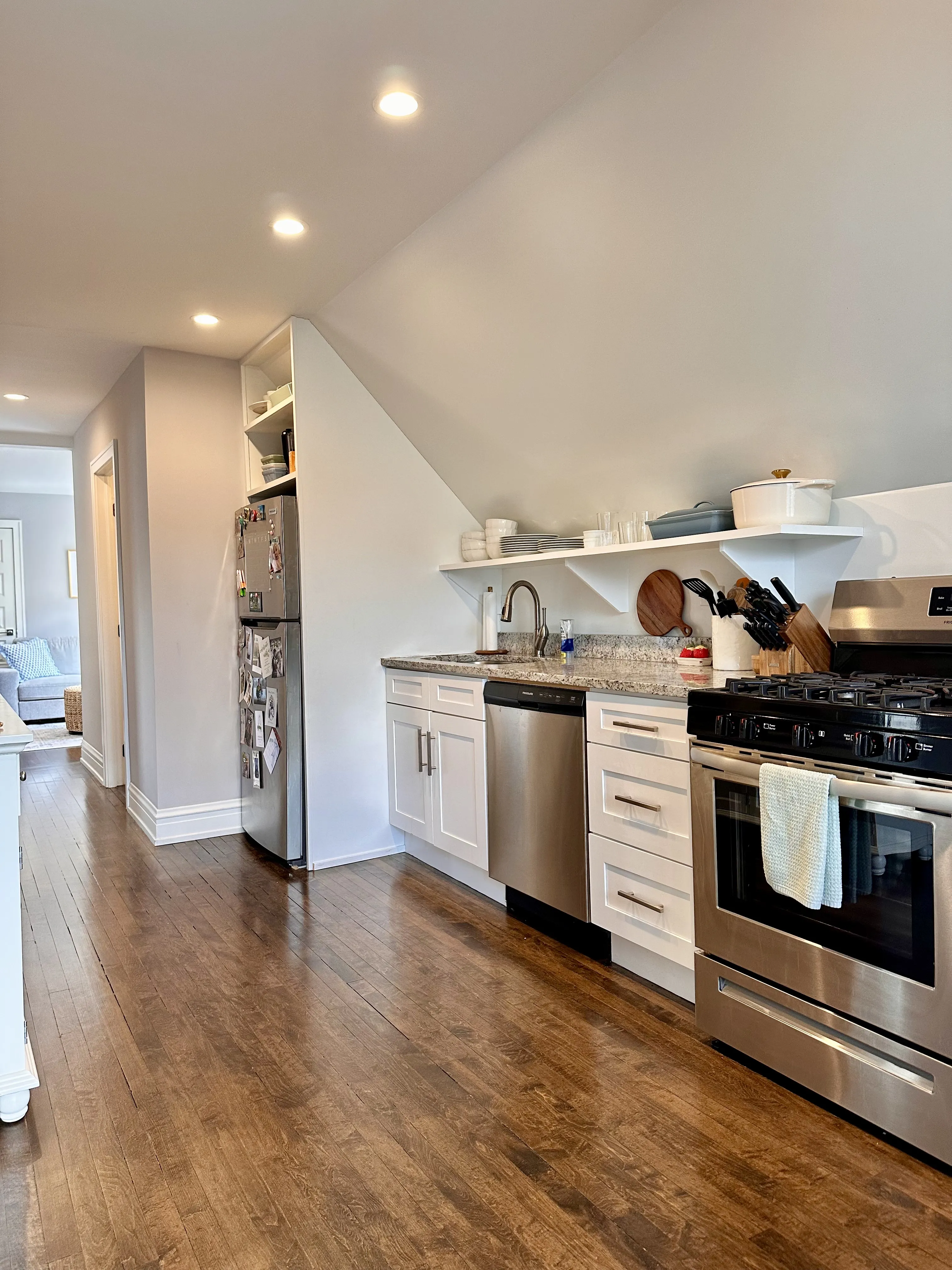 1923 W MELROSE ST 60657-1923 W Melrose Street-unit#3rd-Chicago-IL