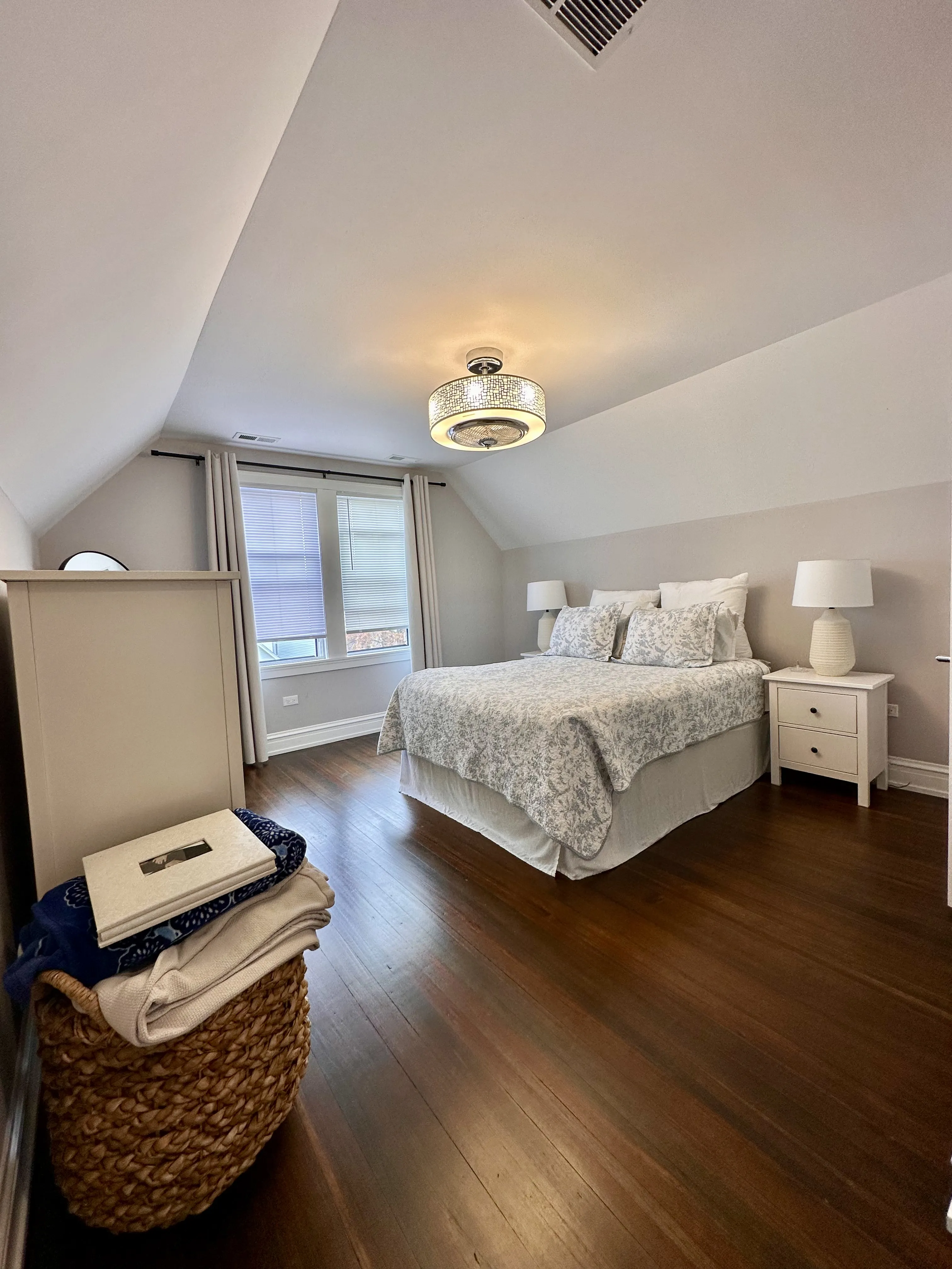 1923 W MELROSE ST 60657-1923 W Melrose Street-unit#3rd-Chicago-IL