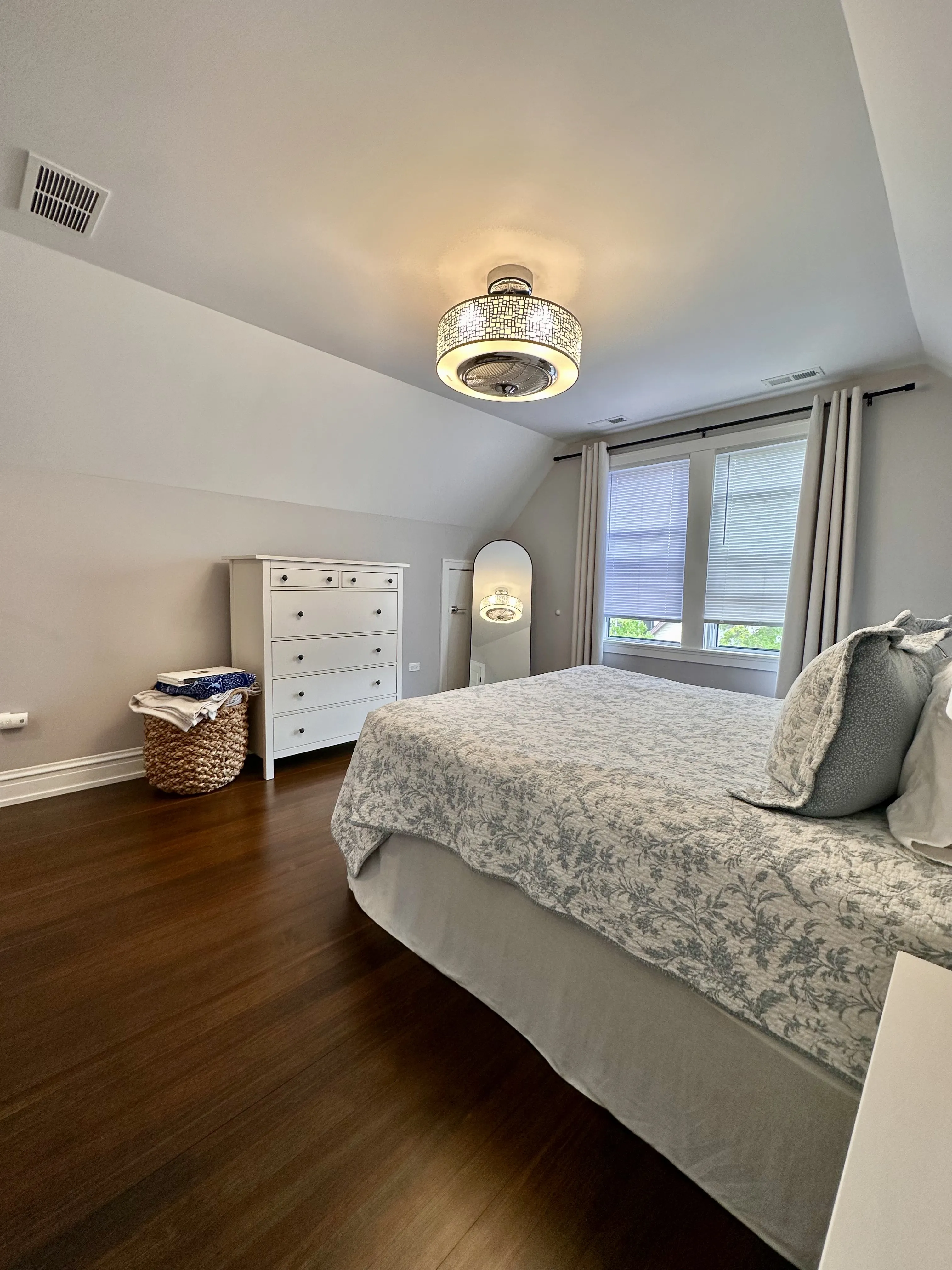 1923 W MELROSE ST 60657-1923 W Melrose Street-unit#3rd-Chicago-IL