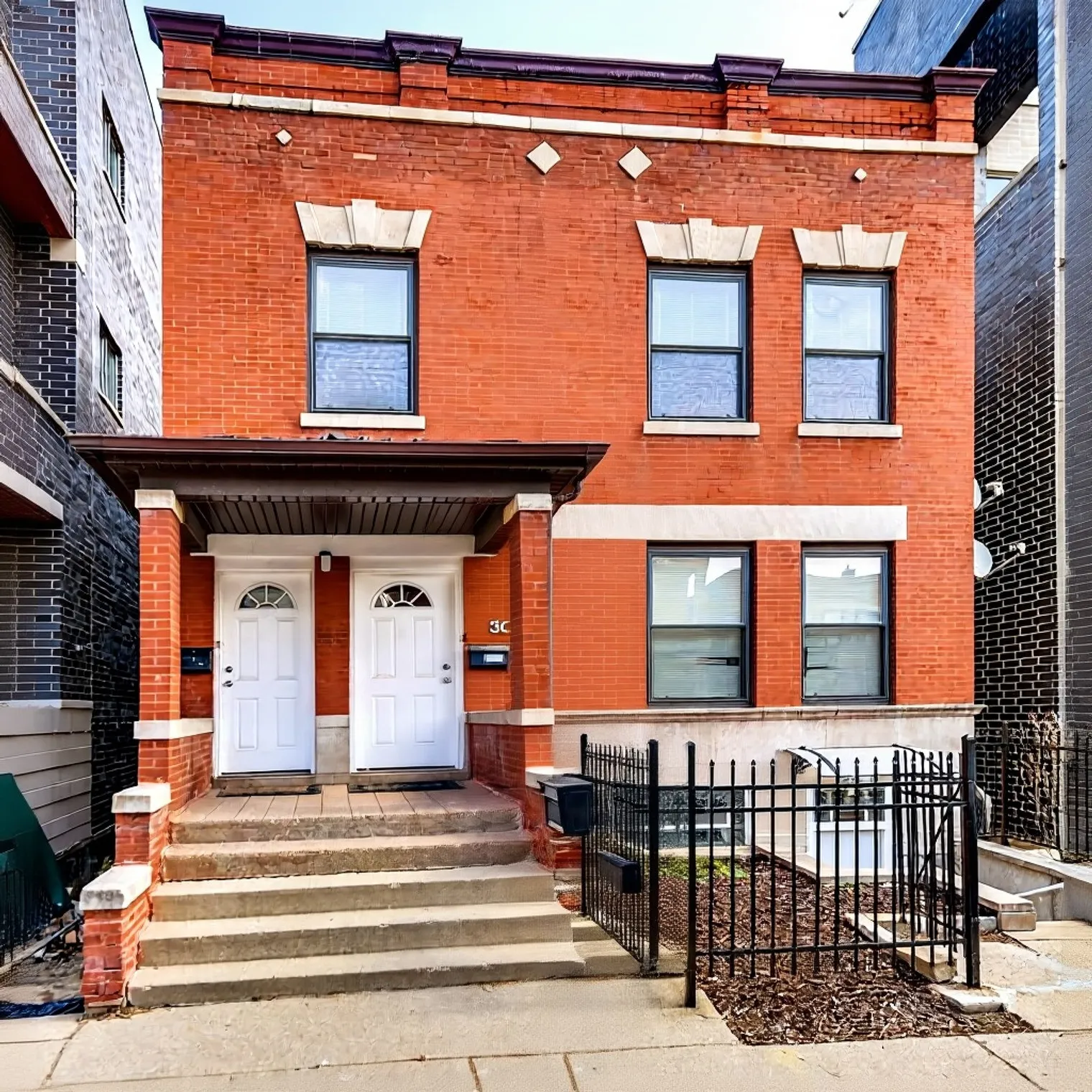 2238 W Barry Ave 60618 60618-Building West Barry Avenue - ktg-unit#ID1359764P-Chicago-IL