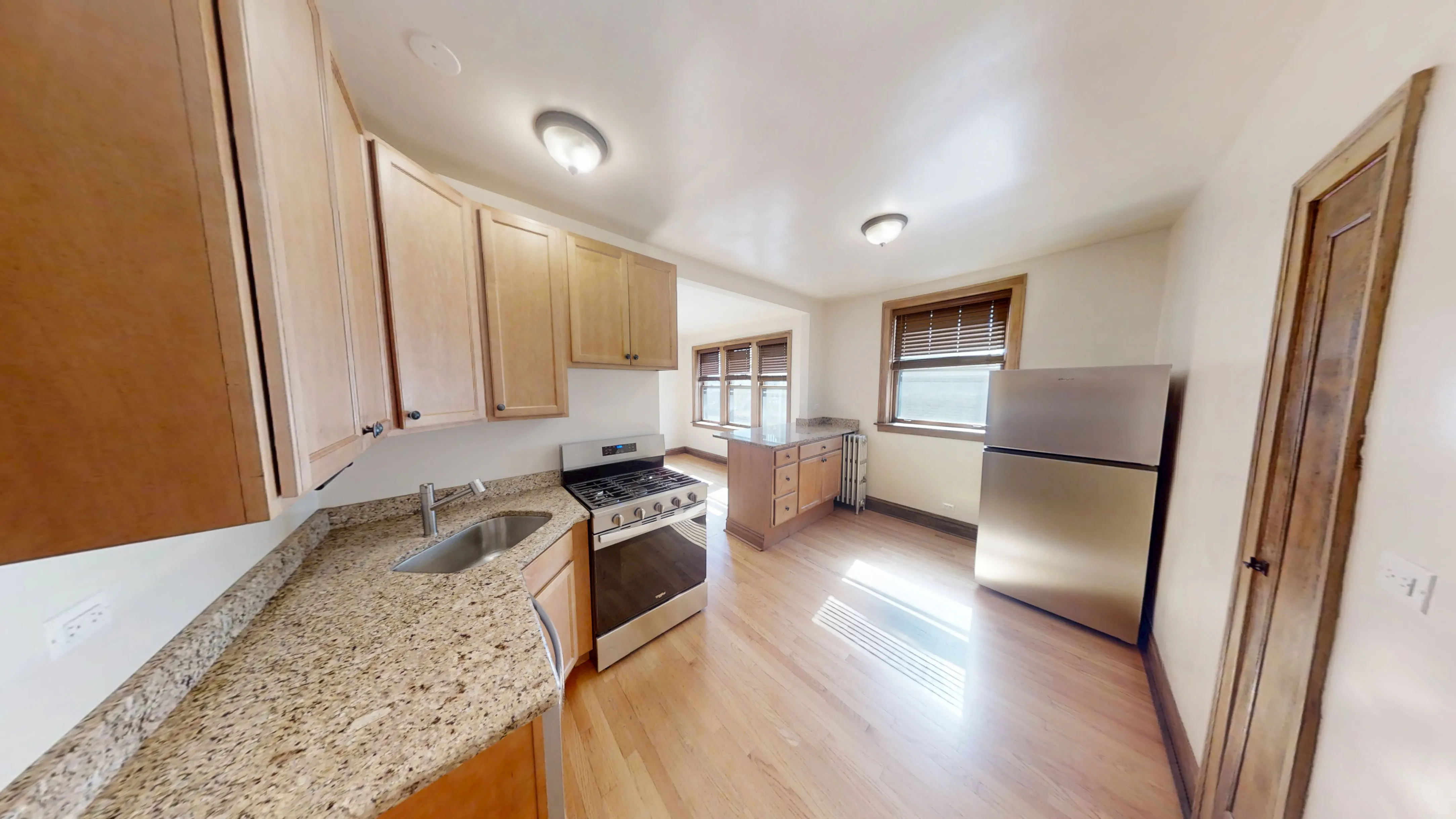 3217 W Belle Plaine Ave 60618 60618-unit#2A-Chicago-IL