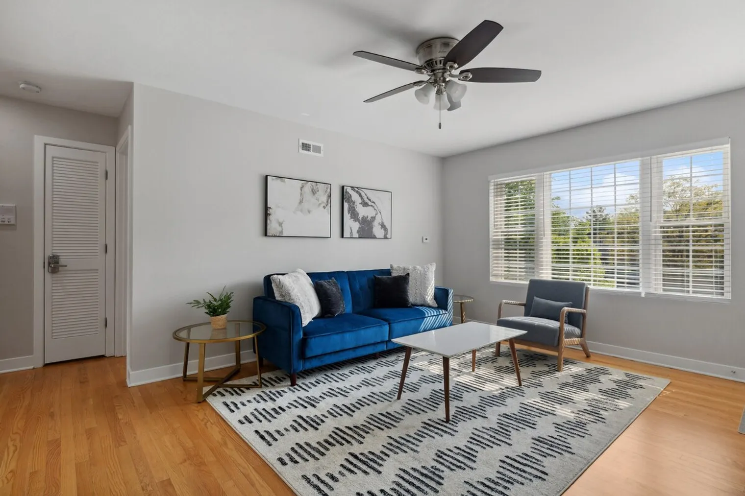 1011 Howard St 60202 60202-Building West Howard Street - schneidergroup-unit#ID1032511P-Evanston-IL