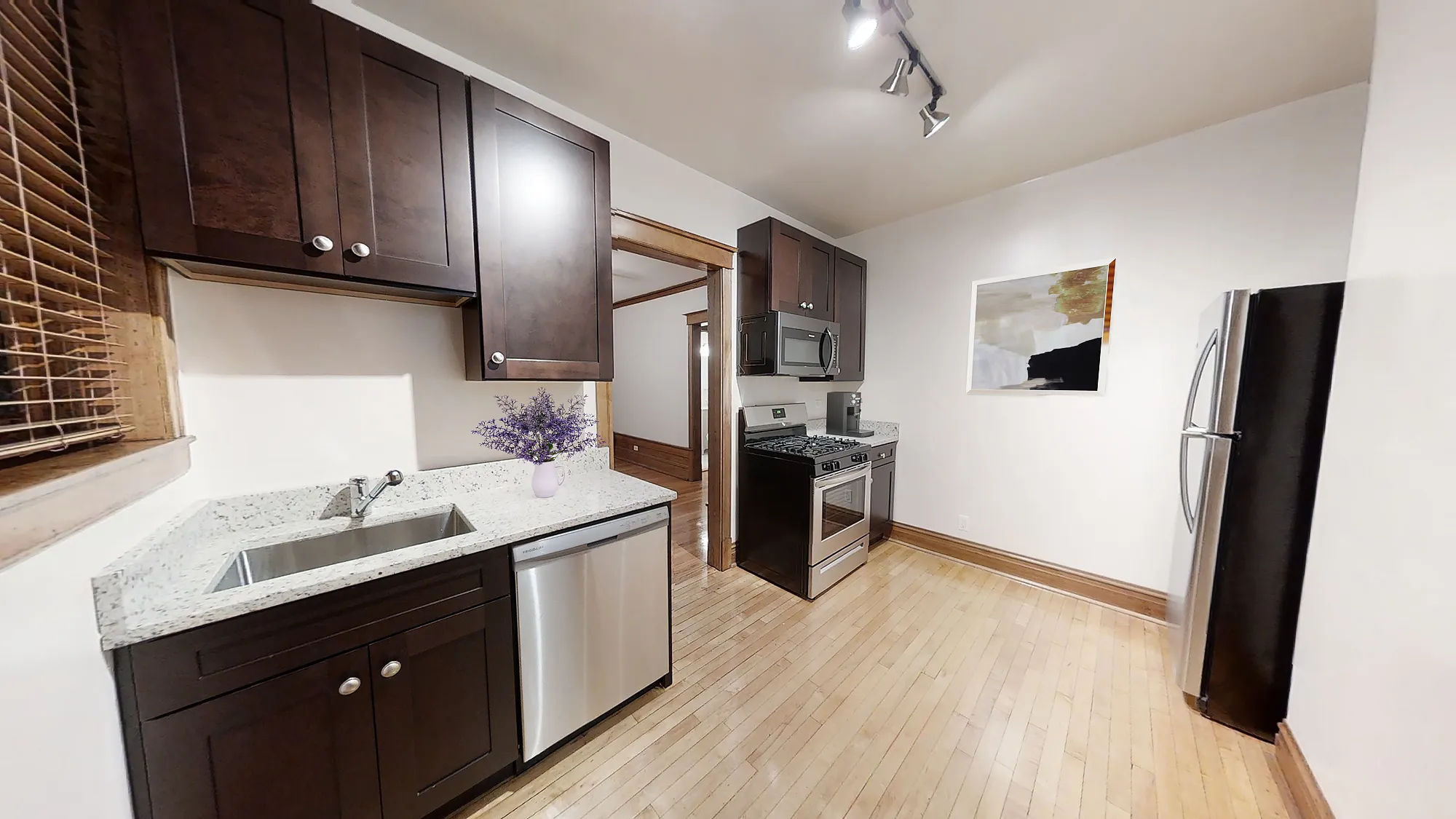 3759 N Lakewood Ave 60613 60613-unit#1R-Chicago-IL