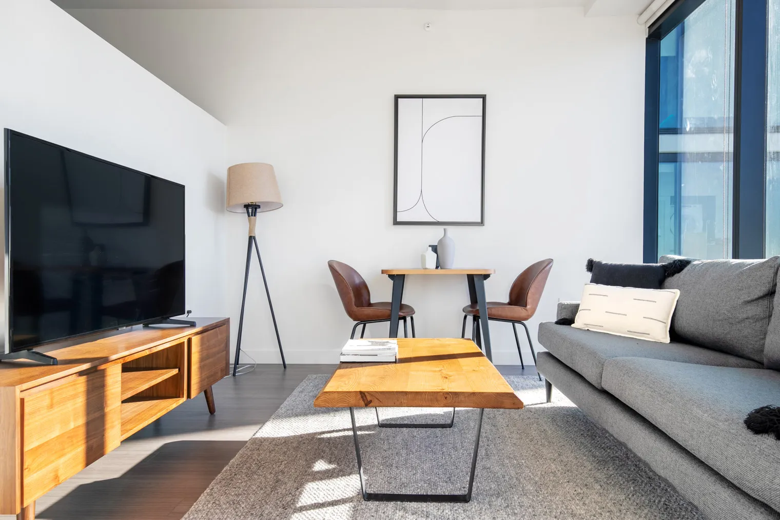 1210 S Indiana Ave 60605 60605-NEMA-unit#ID345-Chicago-IL