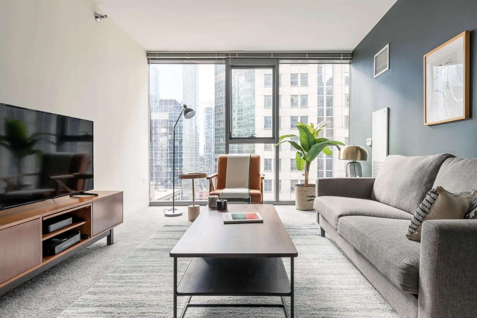 210 N Wells St 60601 60601-Lake & Wells Apartments-unit#ID277-Chicago-IL