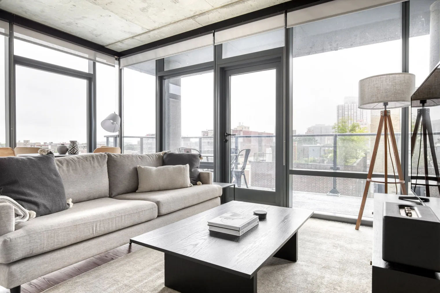 450 W Belmont Ave 60657 60657-Four50-unit#ID718-Chicago-IL