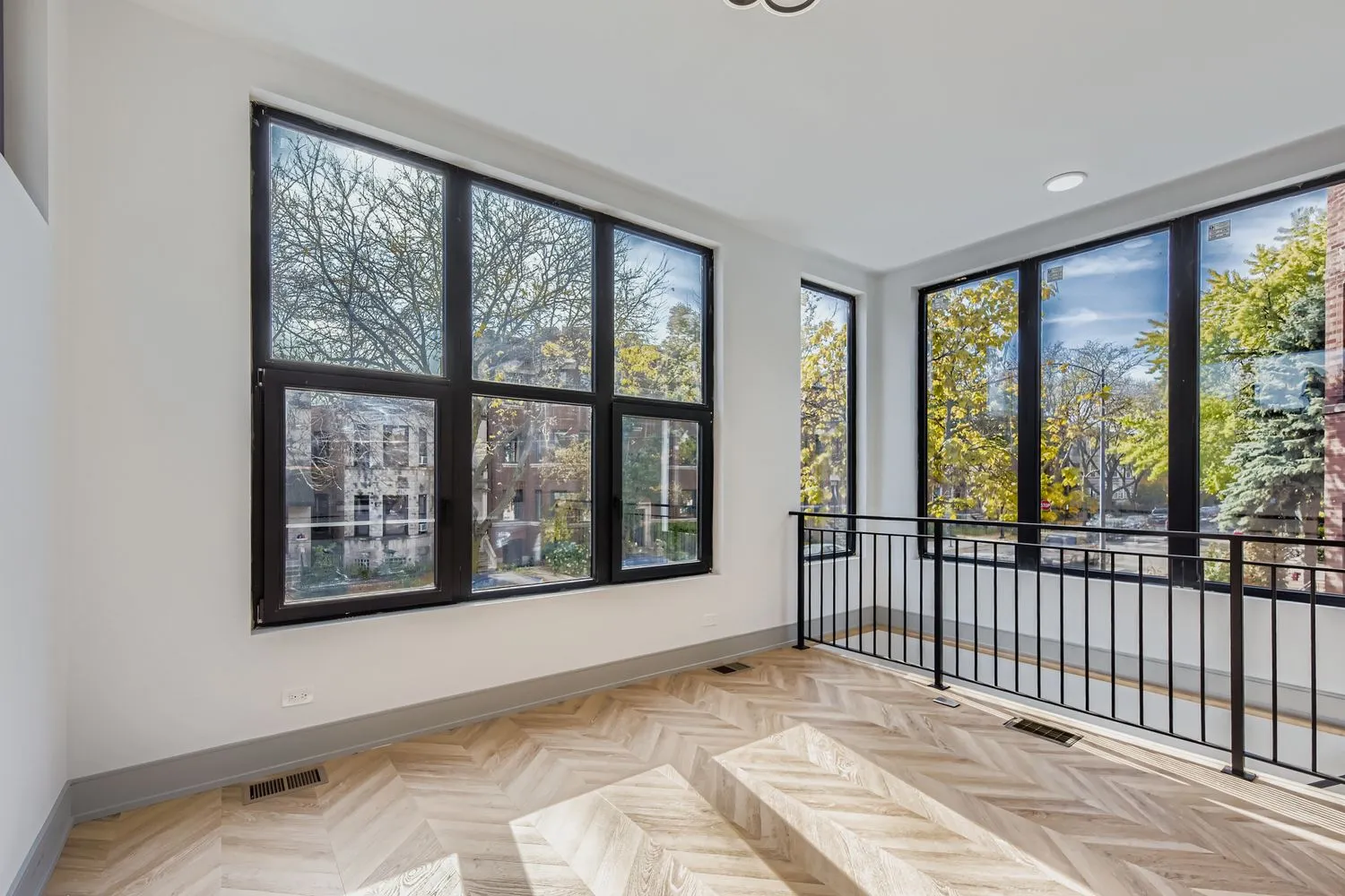 5203 N Lakewood Ave   60640 60640-unit#4-Chicago-IL