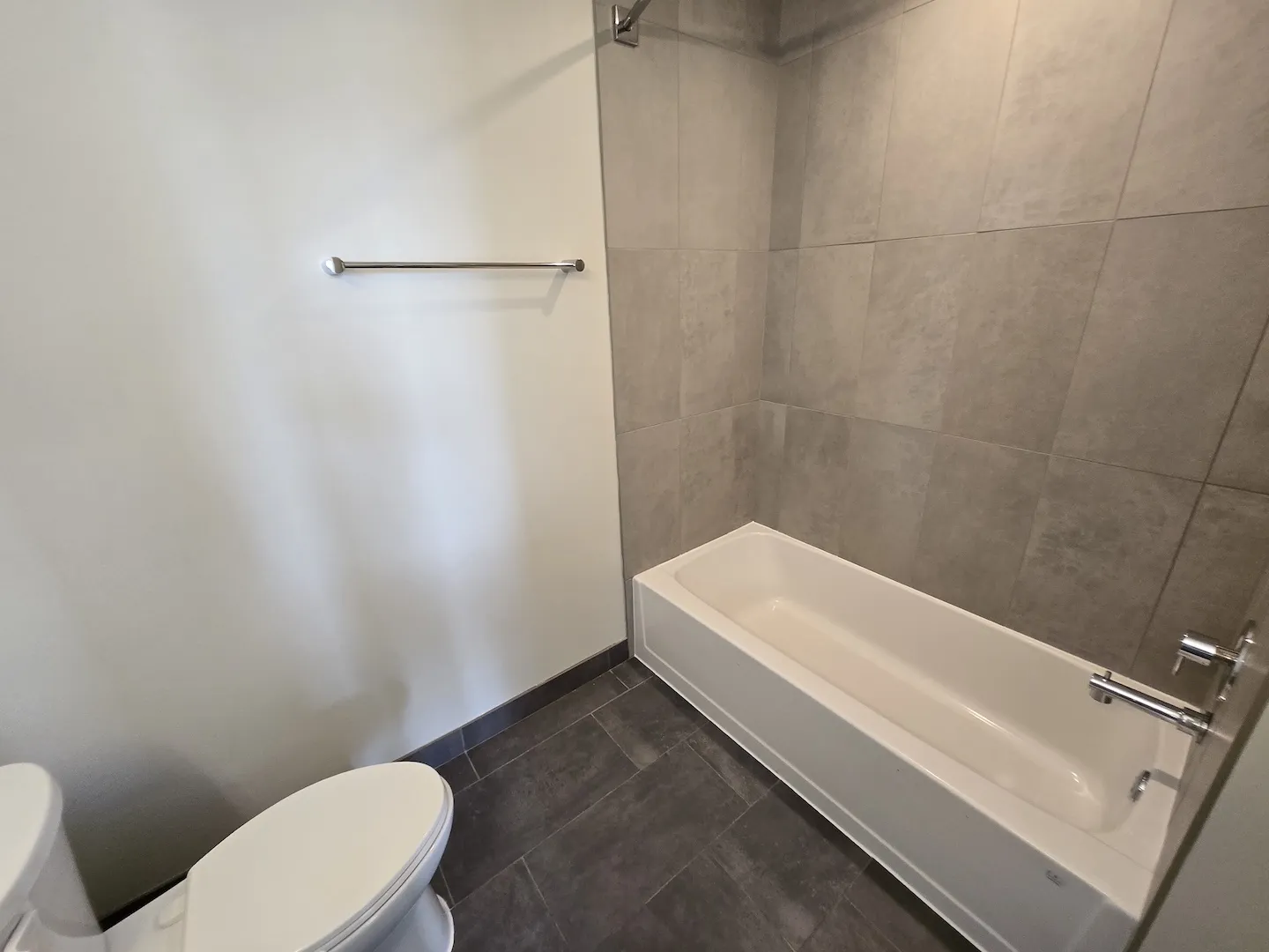 4611 N Broadway   60640 60640-unit#614-Chicago-IL