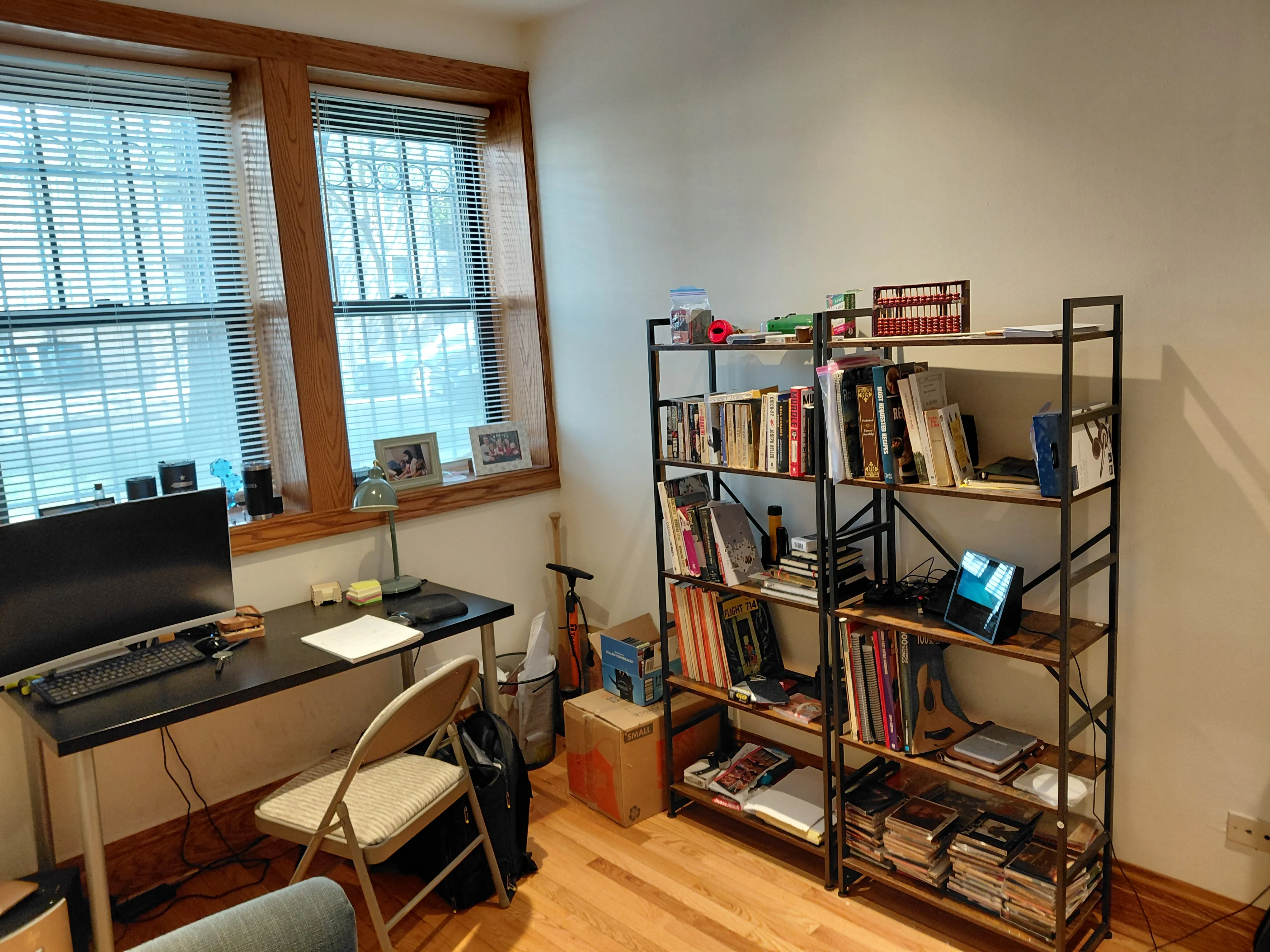 3211 W Belle Plaine Ave   60618 60618-unit#G-Chicago-IL