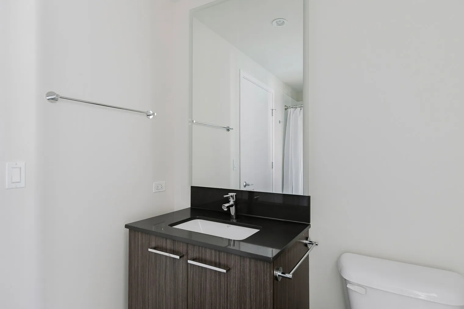 730 W Couch Pl   60661 60661-The Parker-unit#ID1367-Chicago-IL