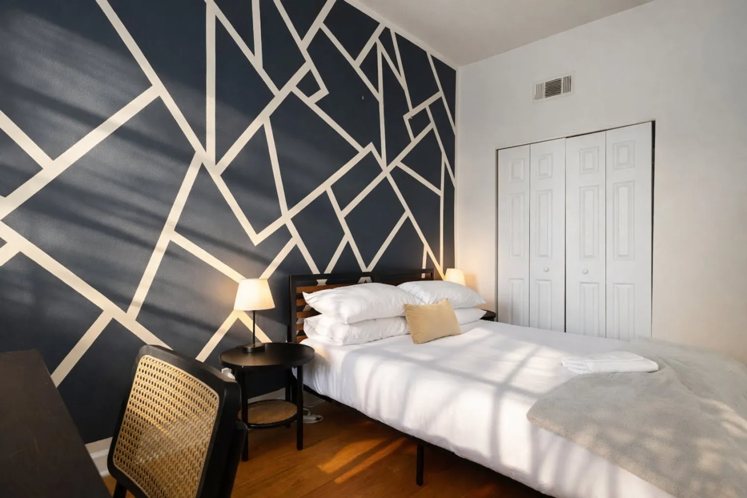 906 N Damen Ave   60622 60622-Building North Damen Avenue-unit#ID1379021P-Chicago-IL