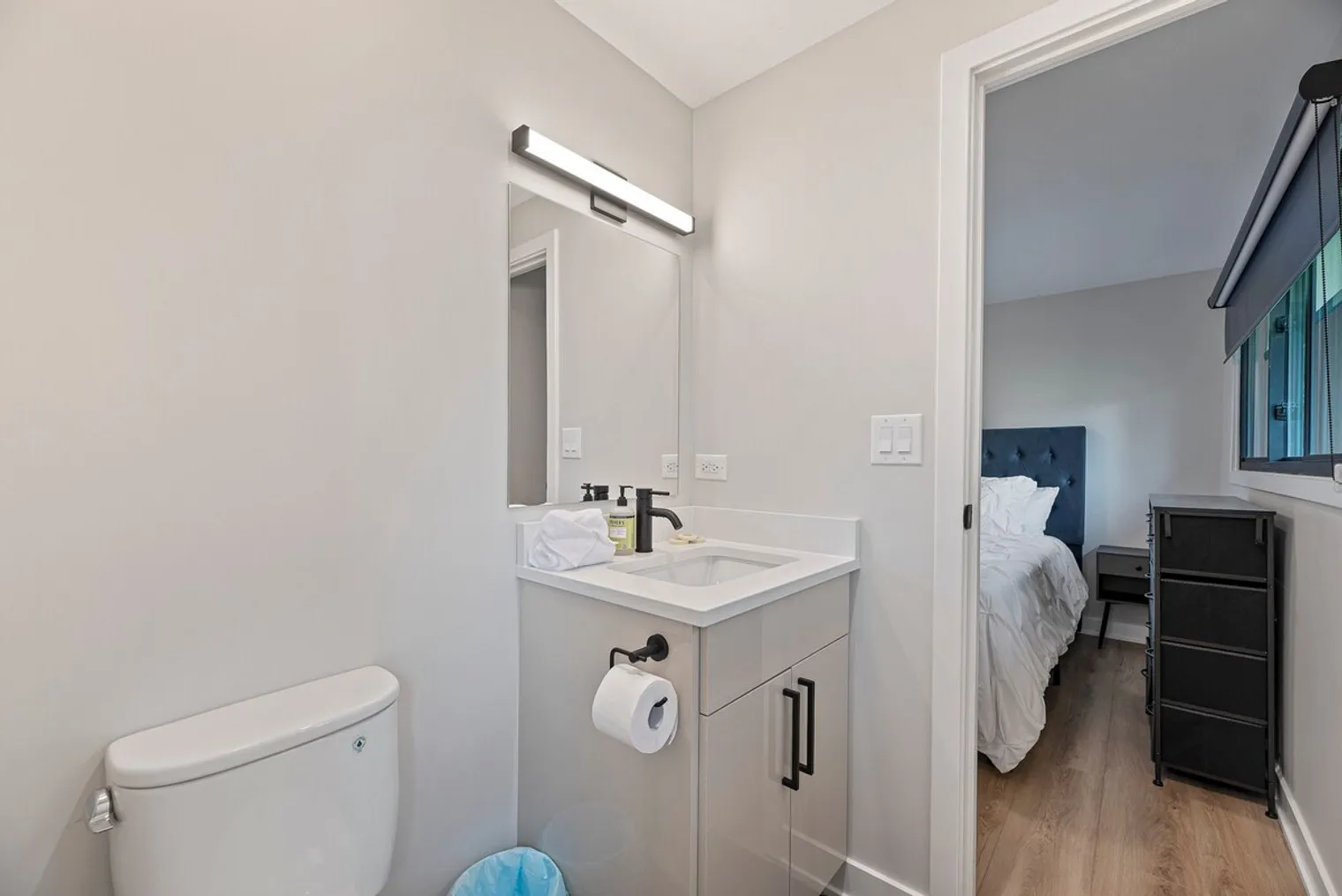 908 Long Meadow Dr   60193 60193-Building Long Meadow Drive-unit#ID1032508P-Schaumburg-IL