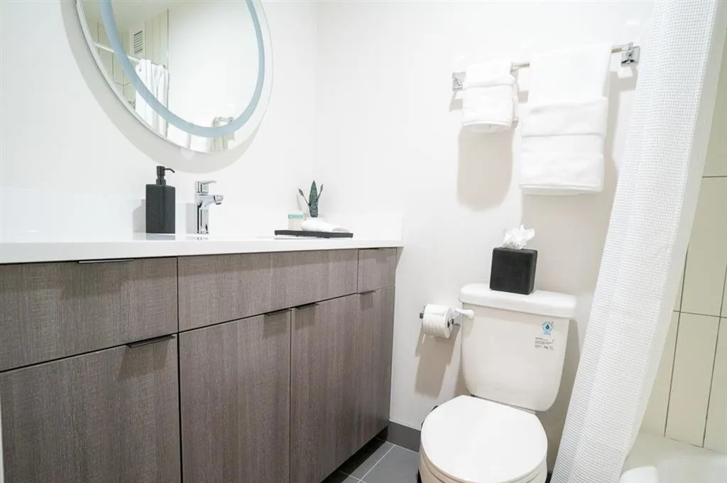 21 E Chestnut St   60611 60611-unit#23F-Chicago-IL