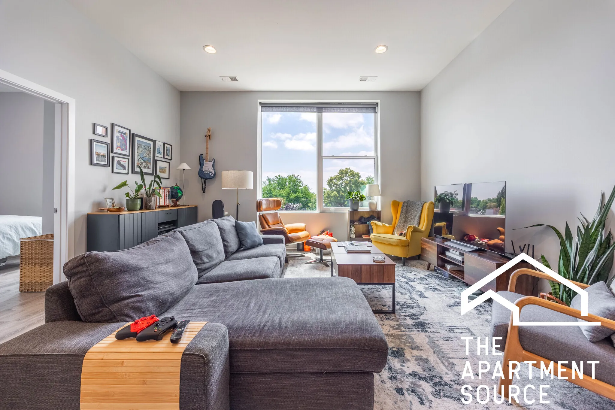 2247 W Lawrence Ave   60625 60625-unit#205-Chicago-IL