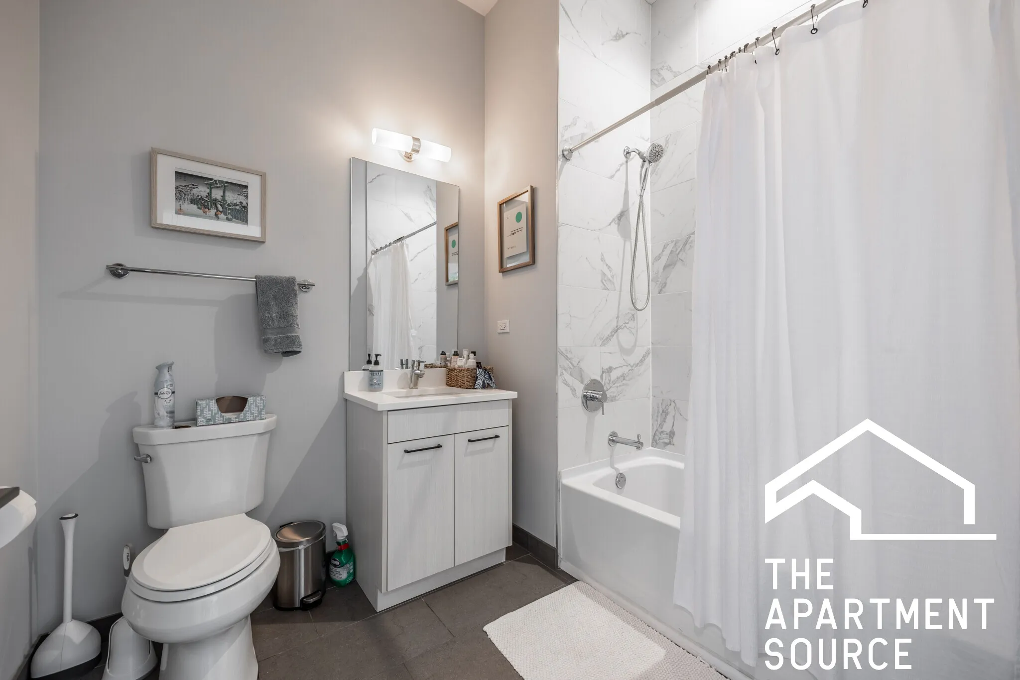 2247 W Lawrence Ave   60625 60625-unit#205-Chicago-IL