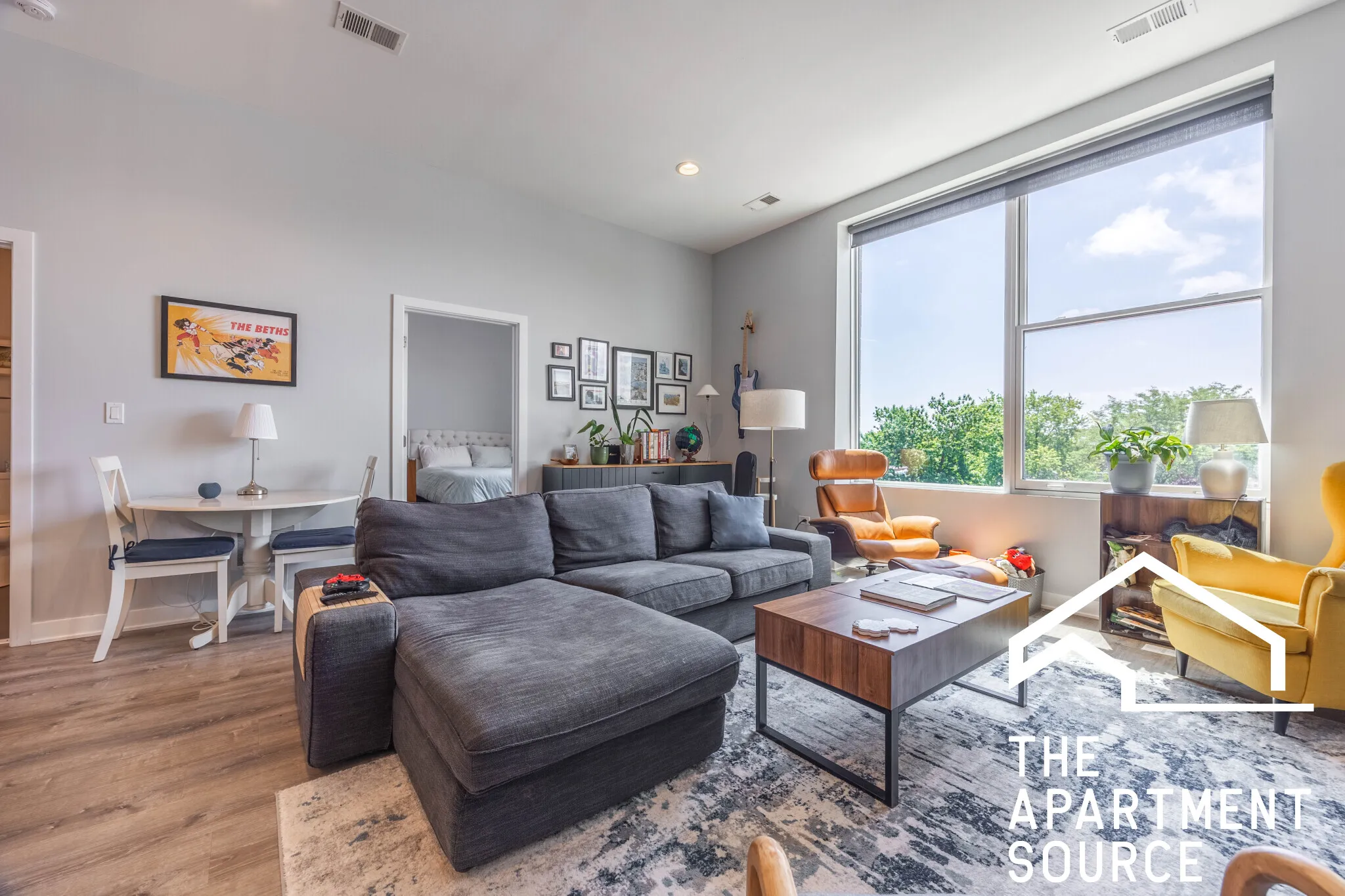 2247 W Lawrence Ave   60625 60625-unit#205-Chicago-IL