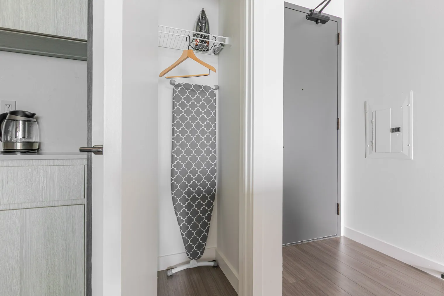 1210 S Indiana Ave   60605 60605-NEMA-unit#ID1299-Chicago-IL