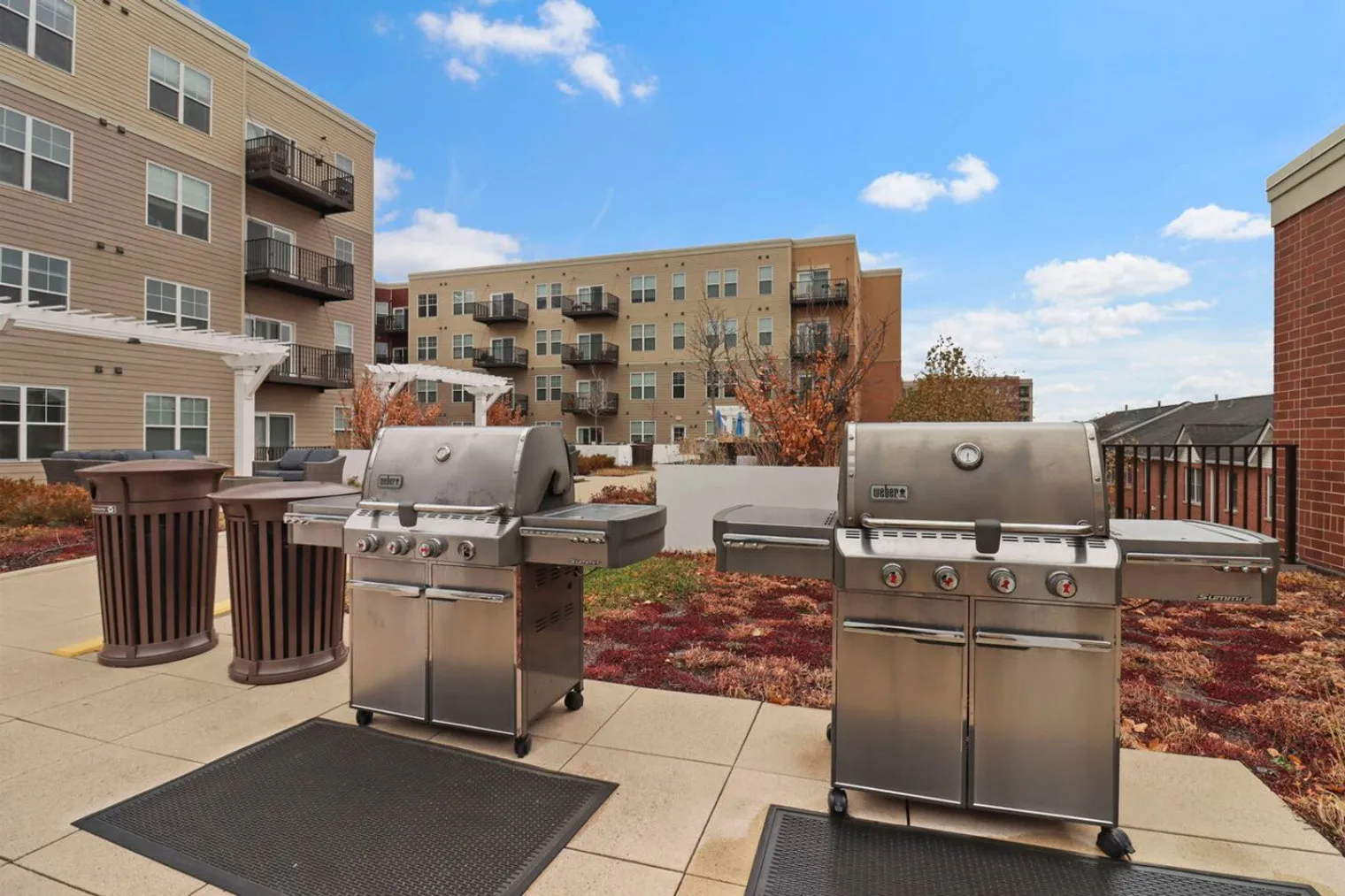 255 N Addison Ave   60126 60126-Building North Addison Avenue - house-of-living21-unit#ID1366993P-Elmhurst-IL