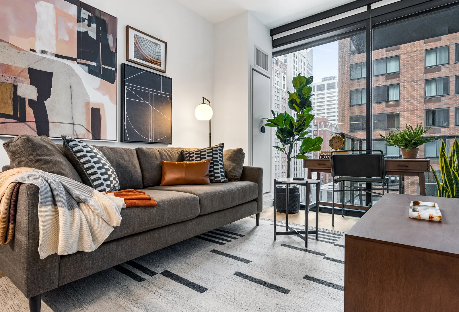 218 E Grand Ave   60611 60611-The Saint Grand-unit#1213-Chicago-IL