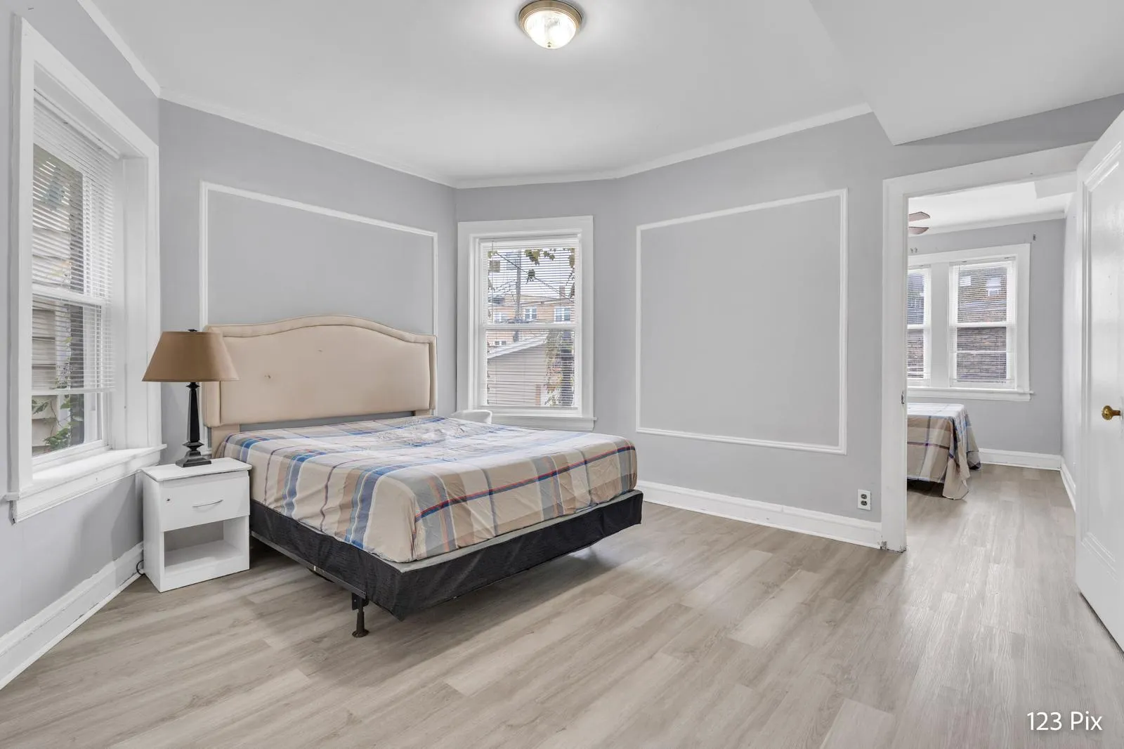 6323 N Francisco Ave   60659 60659-unit#1-Chicago-IL