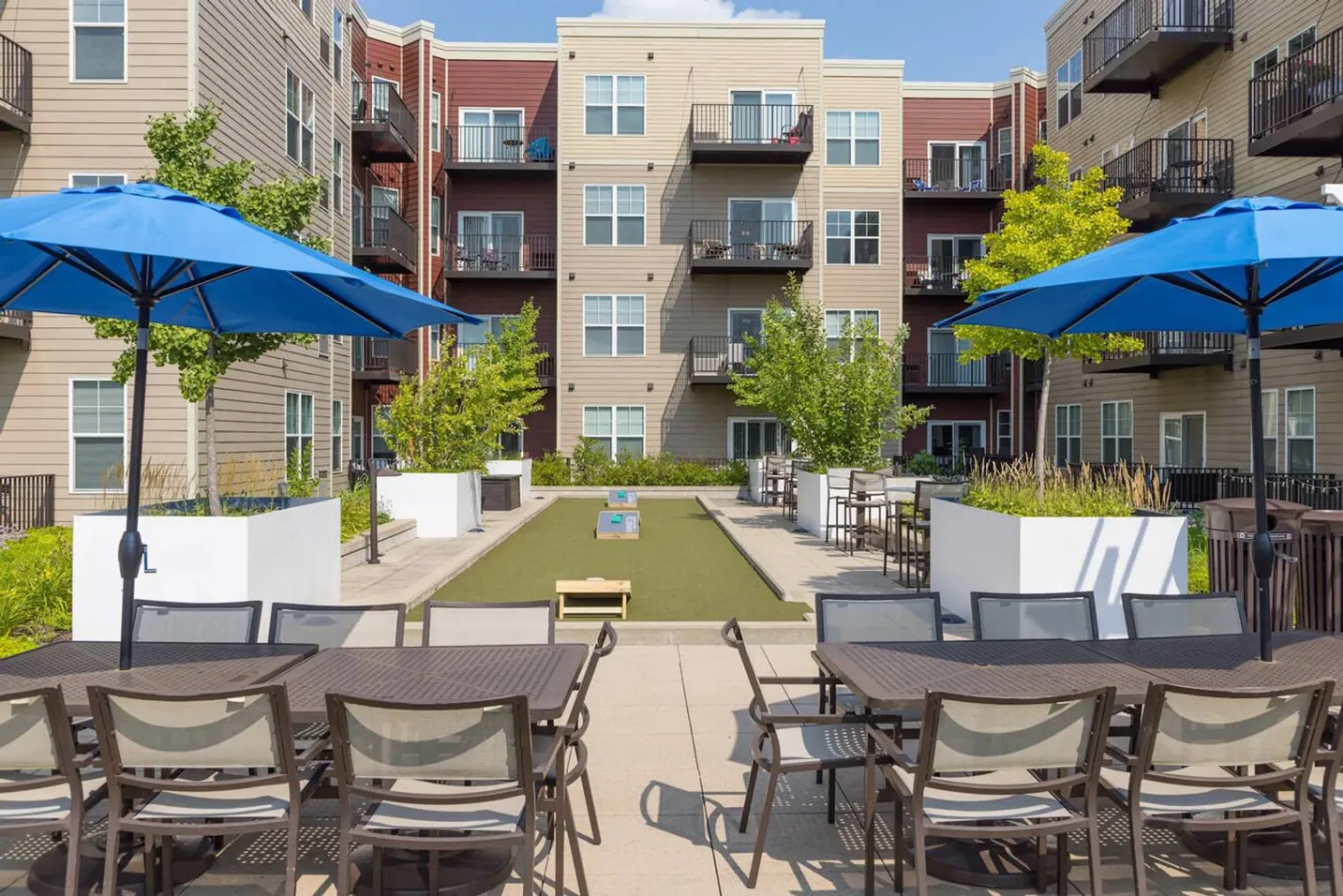 255 N Addison Ave   60126 60126-Building North Addison Avenue - house-of-living21-unit#ID1366993P-Elmhurst-IL