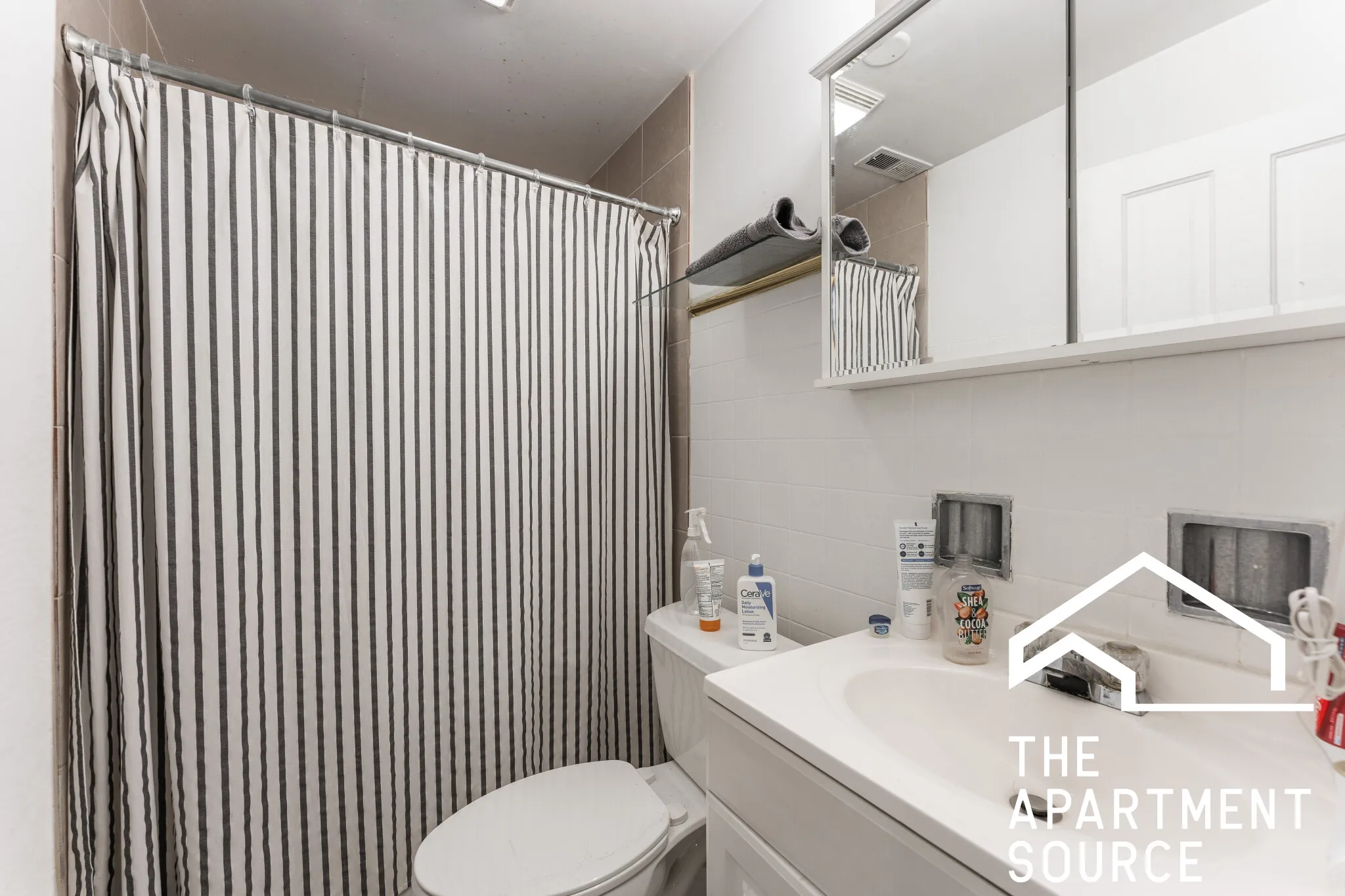 2616 N Marshfield Ave   60614 60614-unit#2F-Chicago-IL