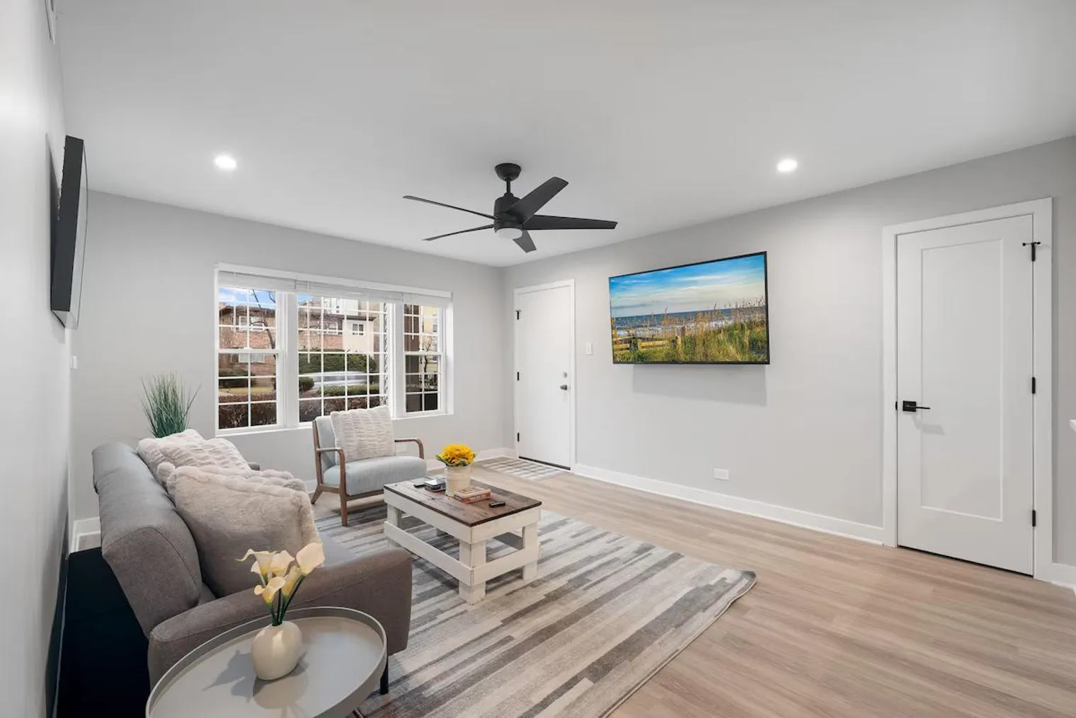 1001 W Howard St 60202 60202-Building Howard Street - schneidergroup-unit#ID1032507P-Evanston-IL