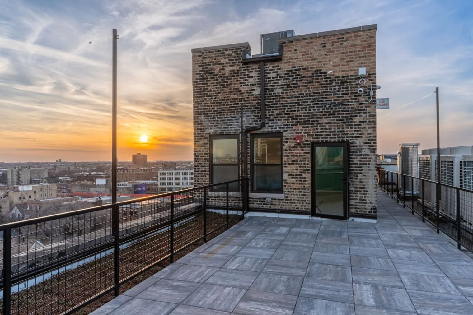 1049 W Lawrence Ave 60640 60640-Building West Lawrence Avenue-unit#ID1058519P-Chicago-IL