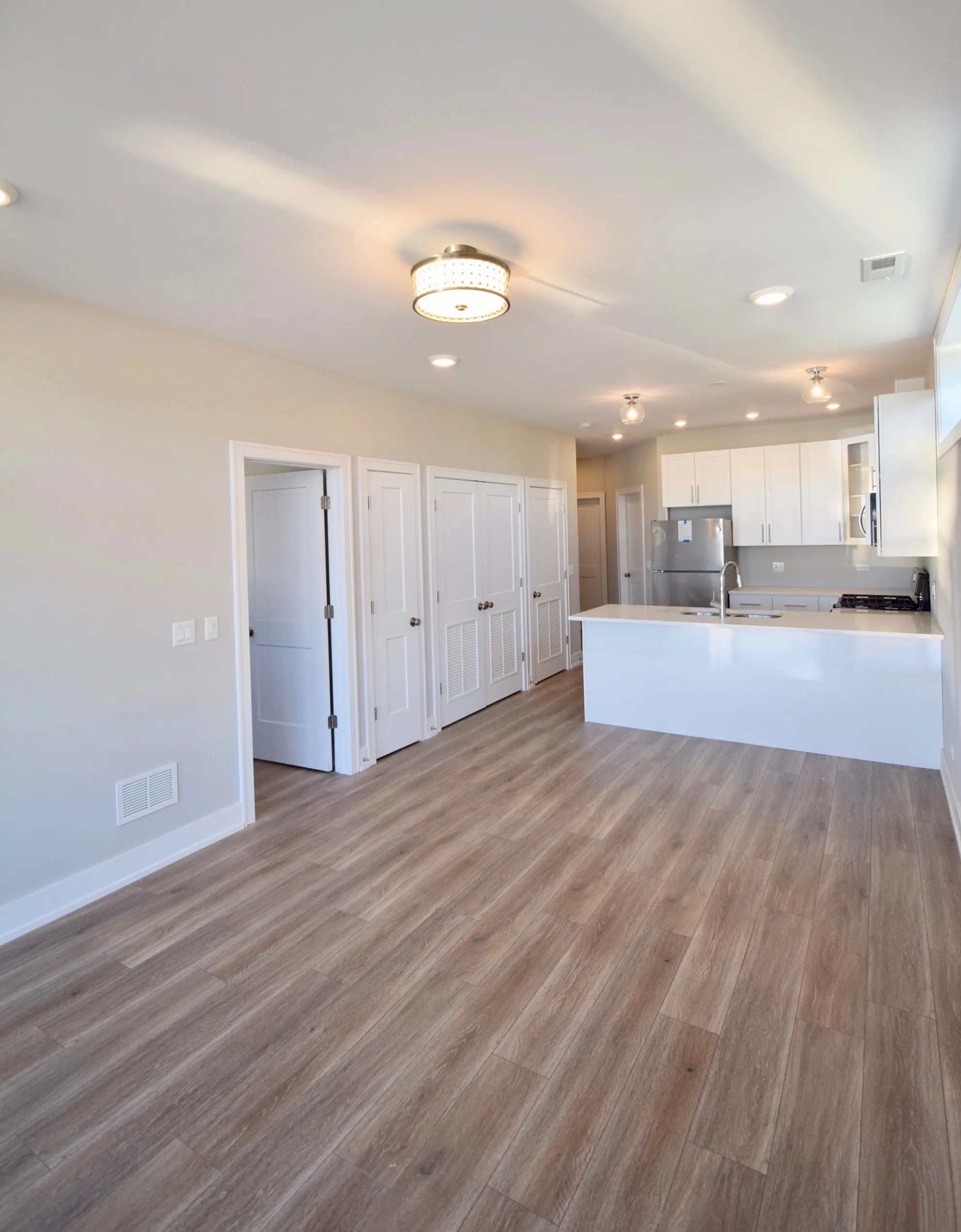 2643 W Lawrence Ave 60625 60625-unit#2N-Chicago-IL