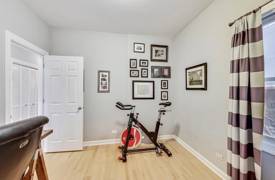 2627 W Belmont Ave 60618 60618-unit#3-Chicago-IL