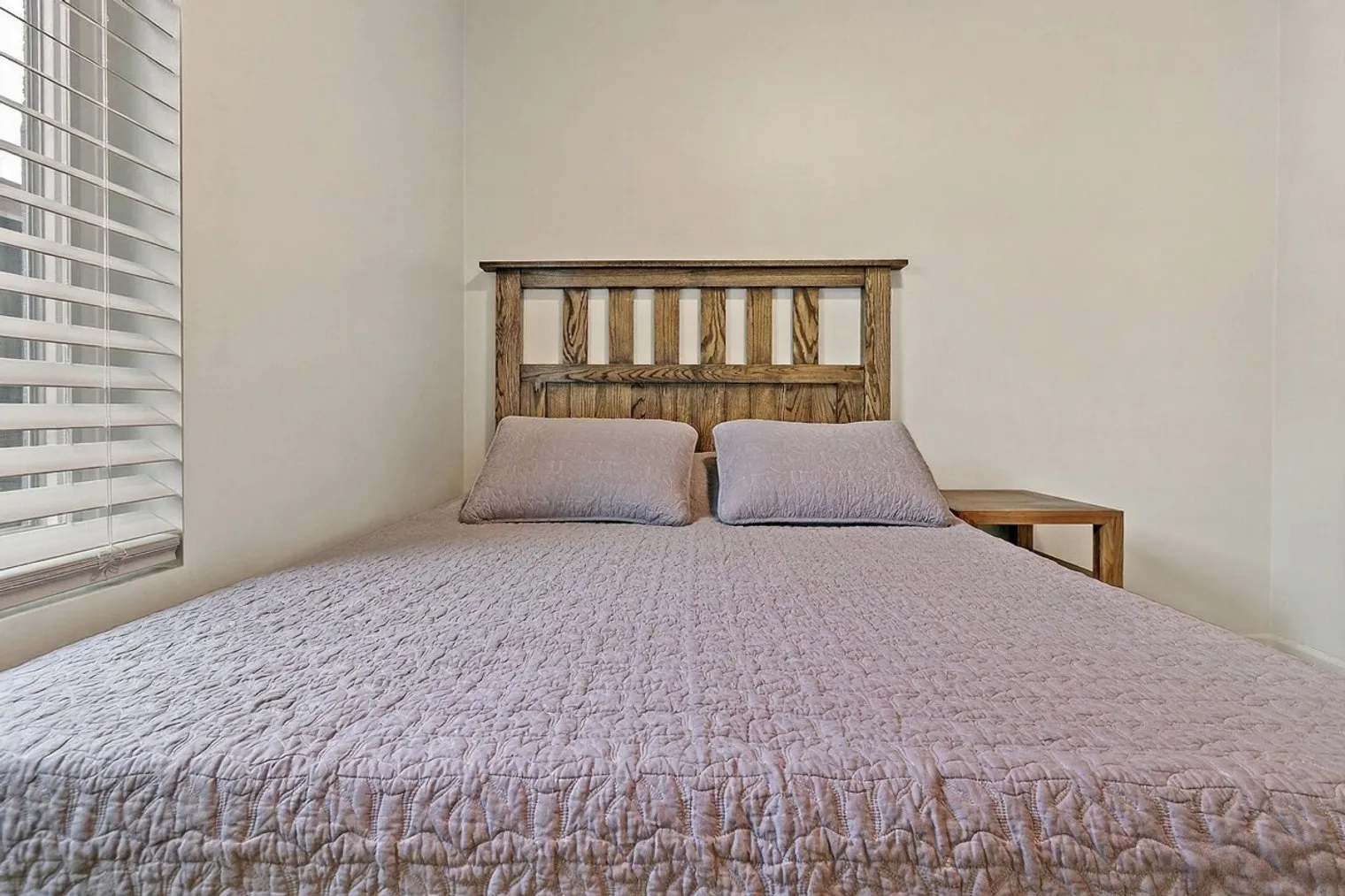 931 W Glen Flora Ave 60085 60085-Building West Glen Flora Avenue - greentown-investments-unit#ID1265541P-Waukegan-IL