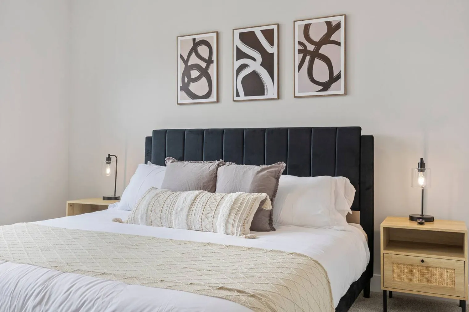 28294 Ferry Rd   60555 60555-Building Ferry Road-unit#ID1366972P-Warrenville-IL