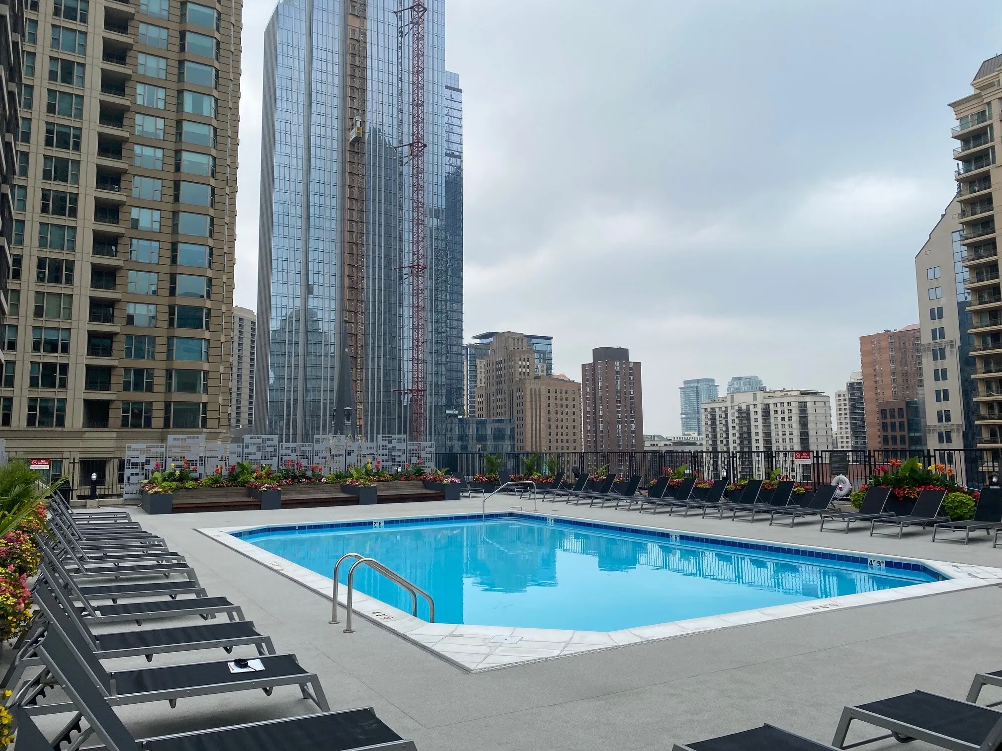 30 E Huron St   60611 60611-unit#3706-Chicago-IL