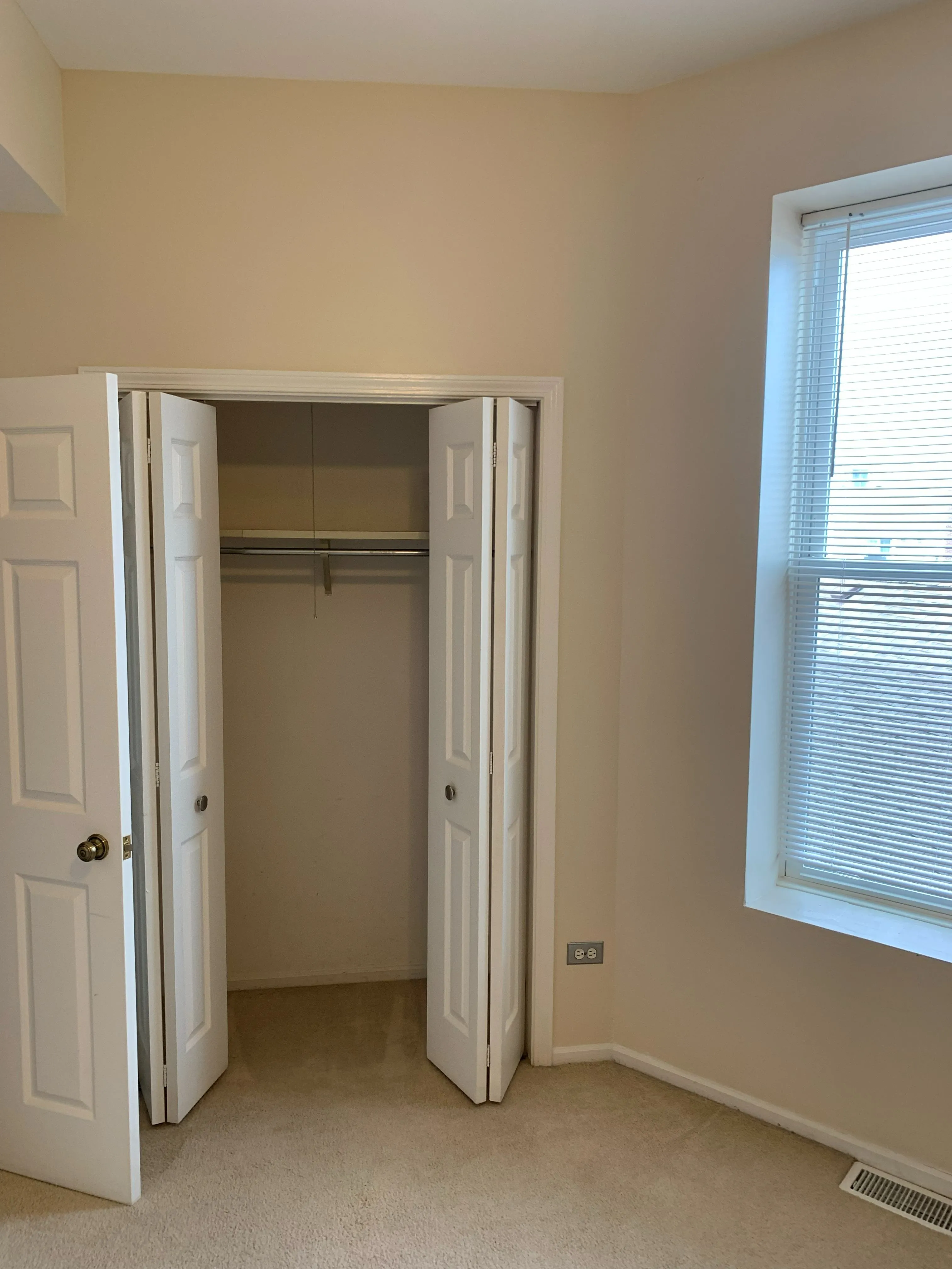 3138 N CLIFTON AVE 60657-unit#3-Chicago-IL