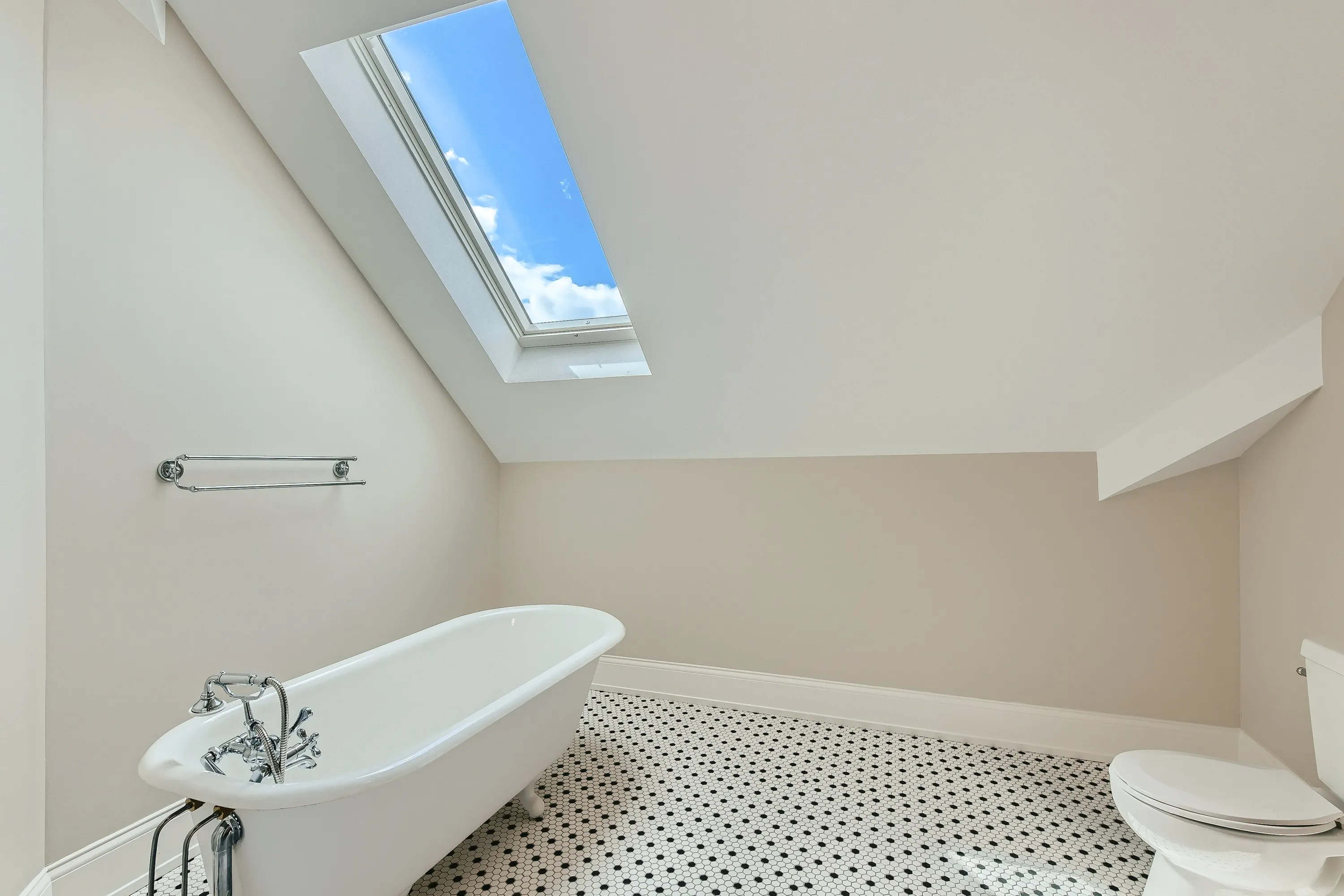 2943 W Washington Blvd   60612 60612-unit#6-Chicago-IL