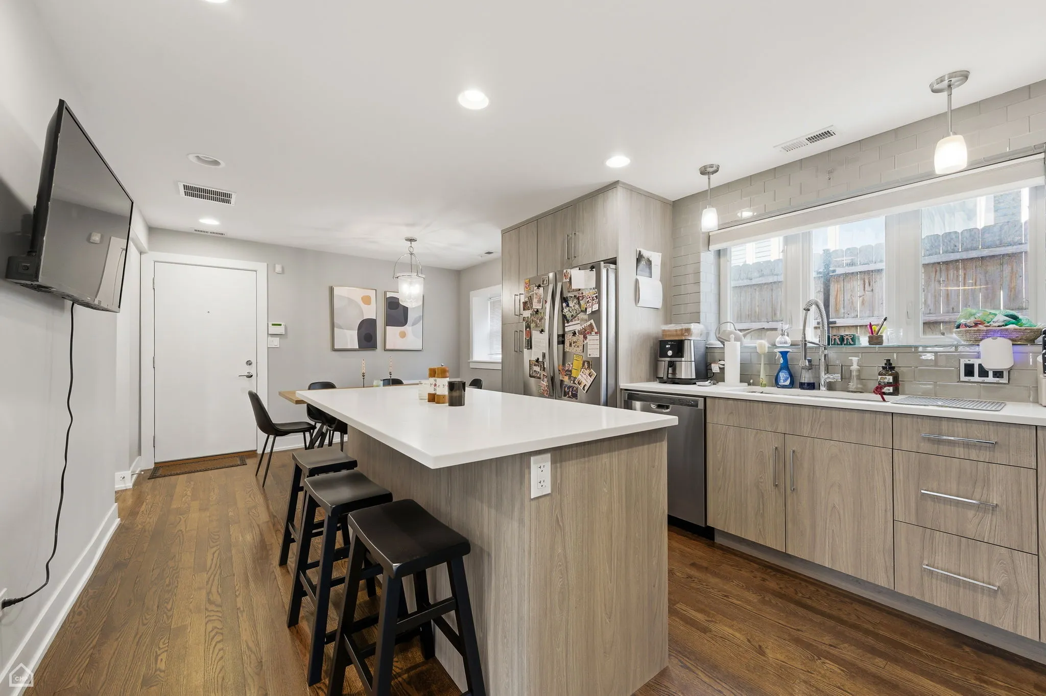 3720 N Kedvale Ave   60641 60641-unit#1-Chicago-IL